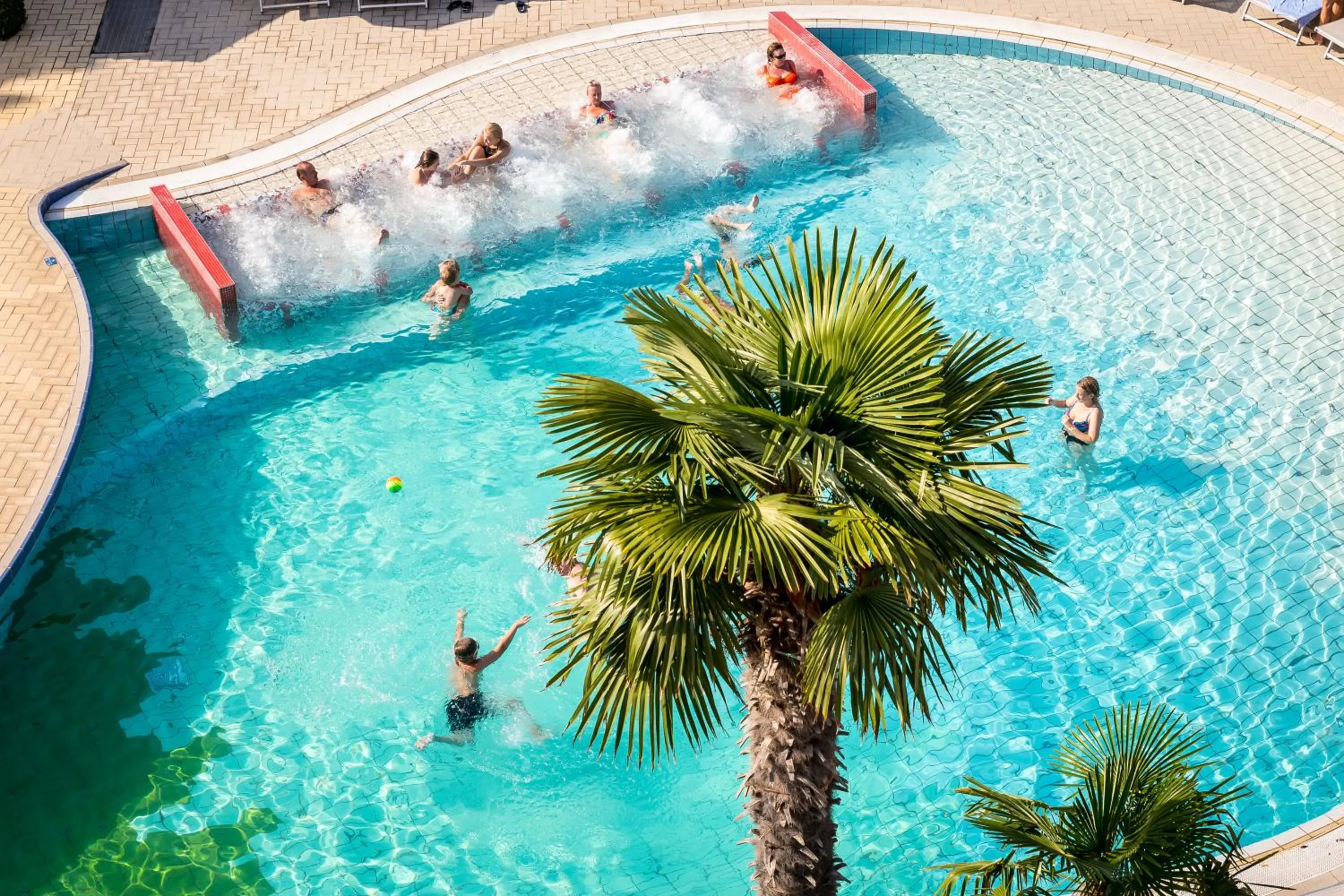 Swimming pool in Mediterranee Family Hotel & Spa