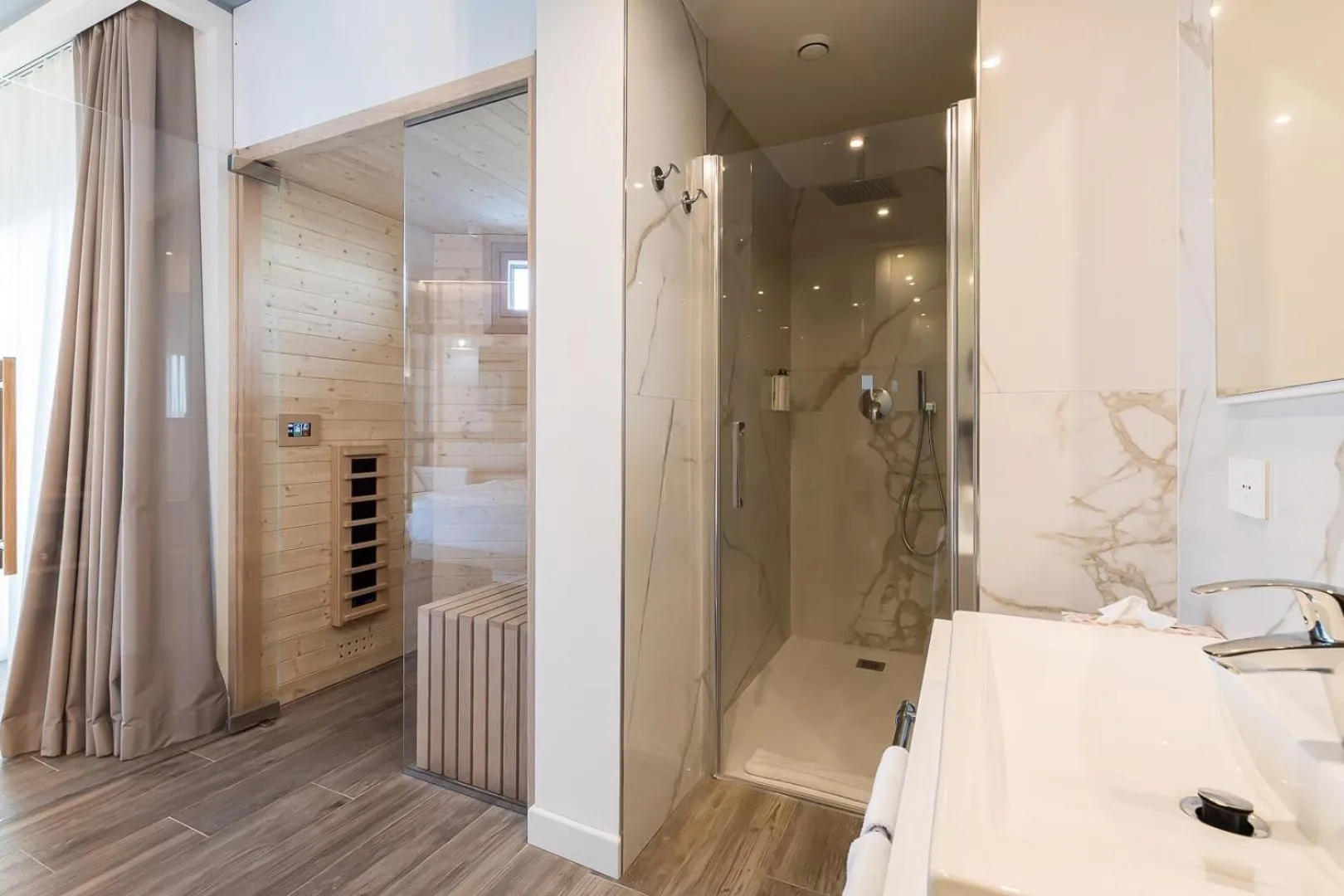 Sauna in Mediterranee Family Hotel & Spa