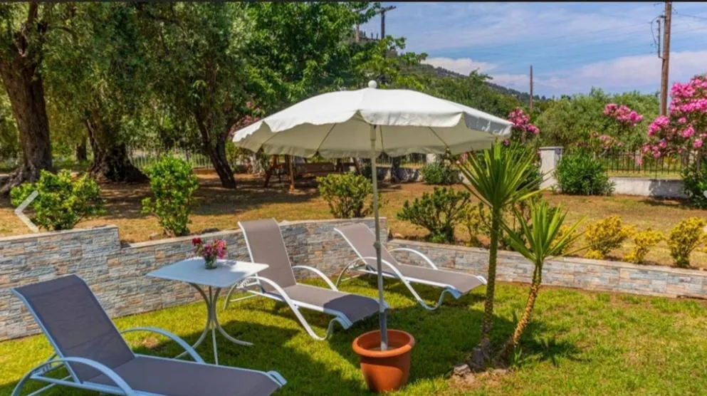 Patio in House Elena