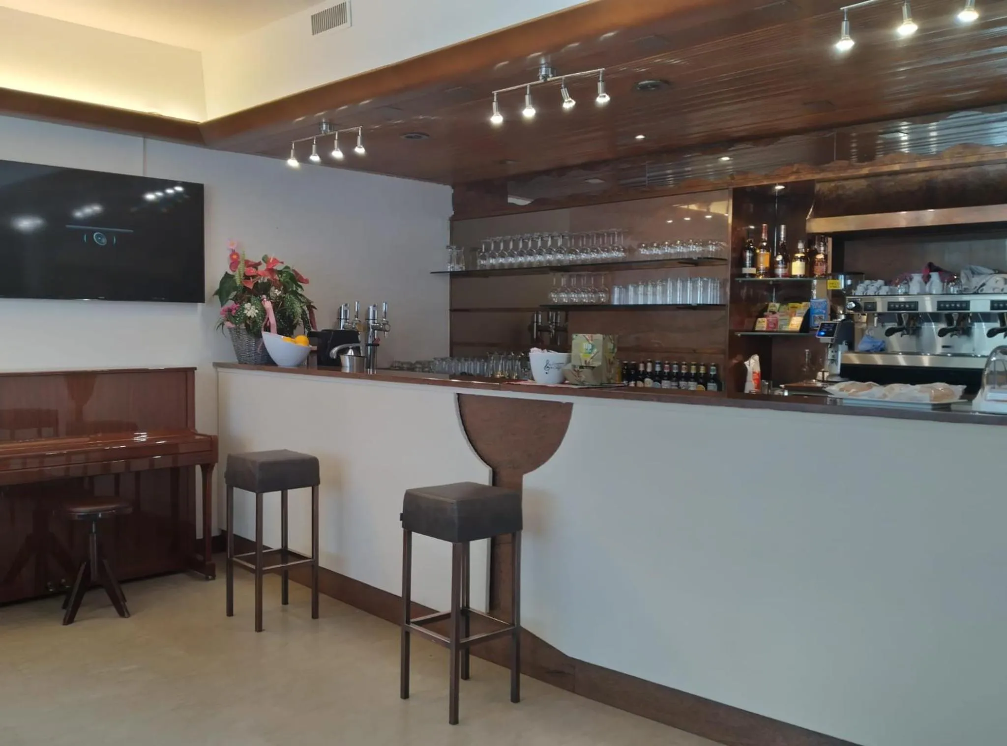 Restaurant/places to eat in Albergo Faido