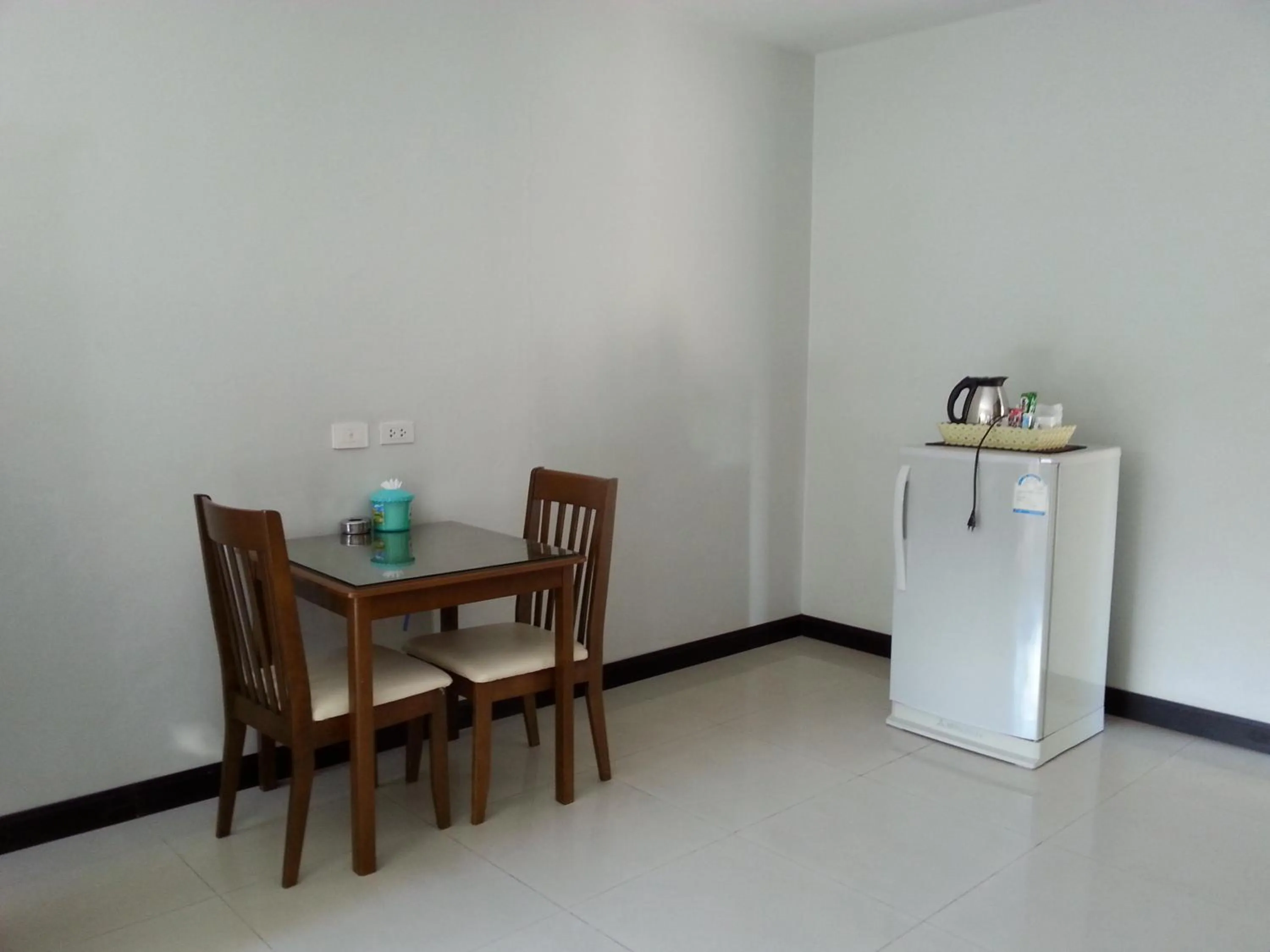 Coffee/tea facilities in C.A.P Mansion