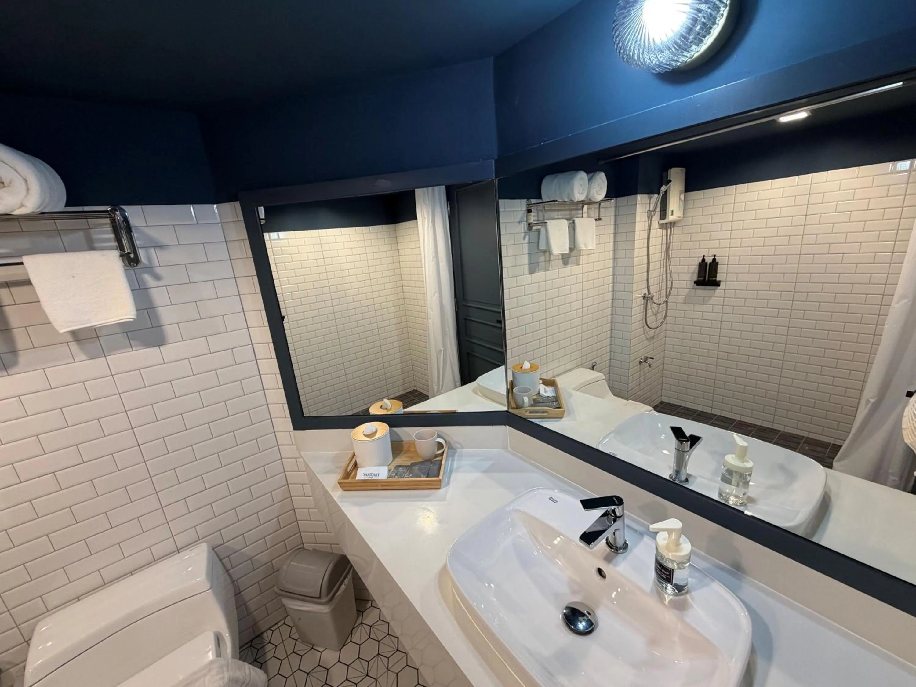 Bathroom in Regent Ramkhamhaeng 22