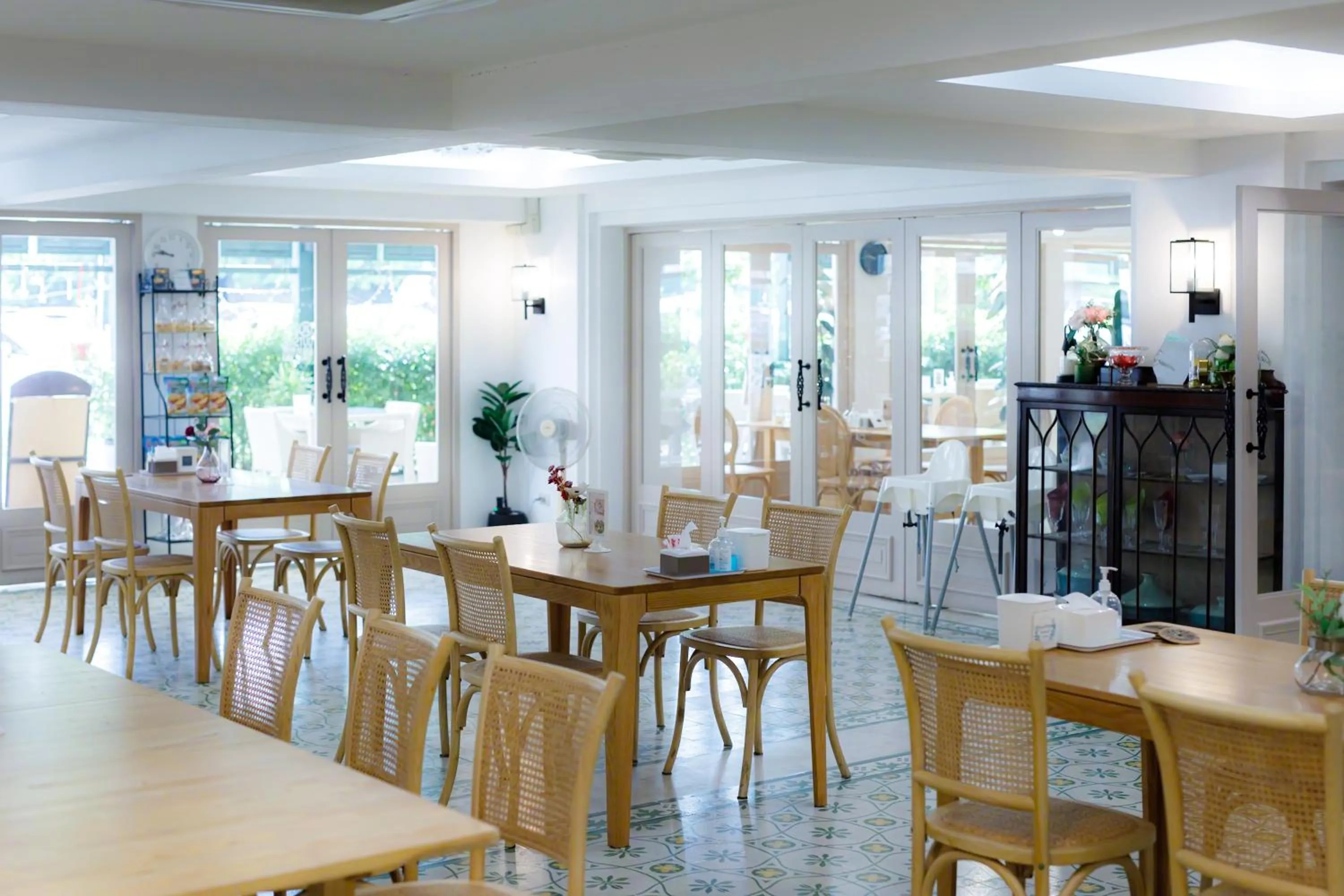 Restaurant/places to eat in Regent Ramkhamhaeng 22