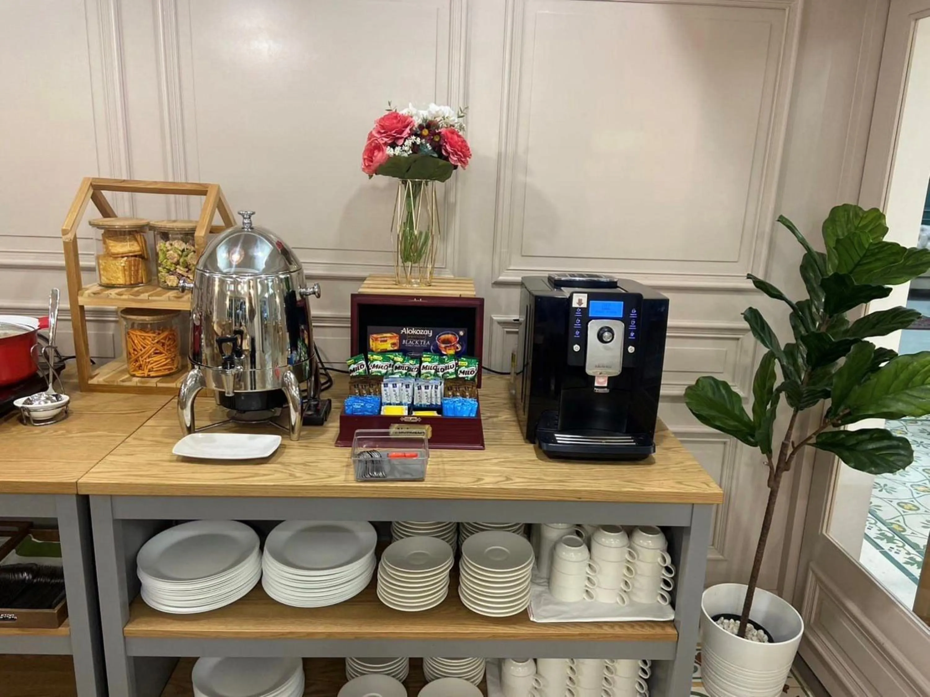 minibar in Regent Ramkhamhaeng 22