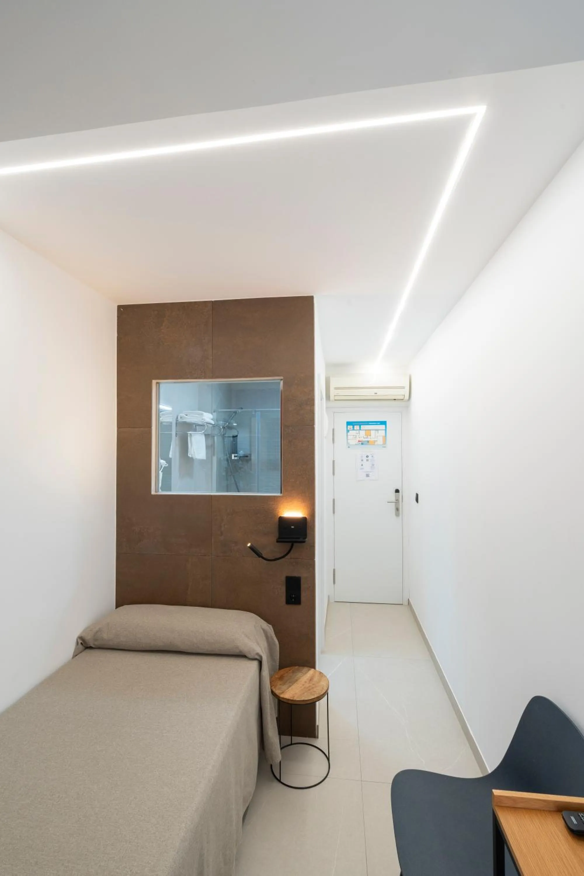 Bed in Hostal Pensimar