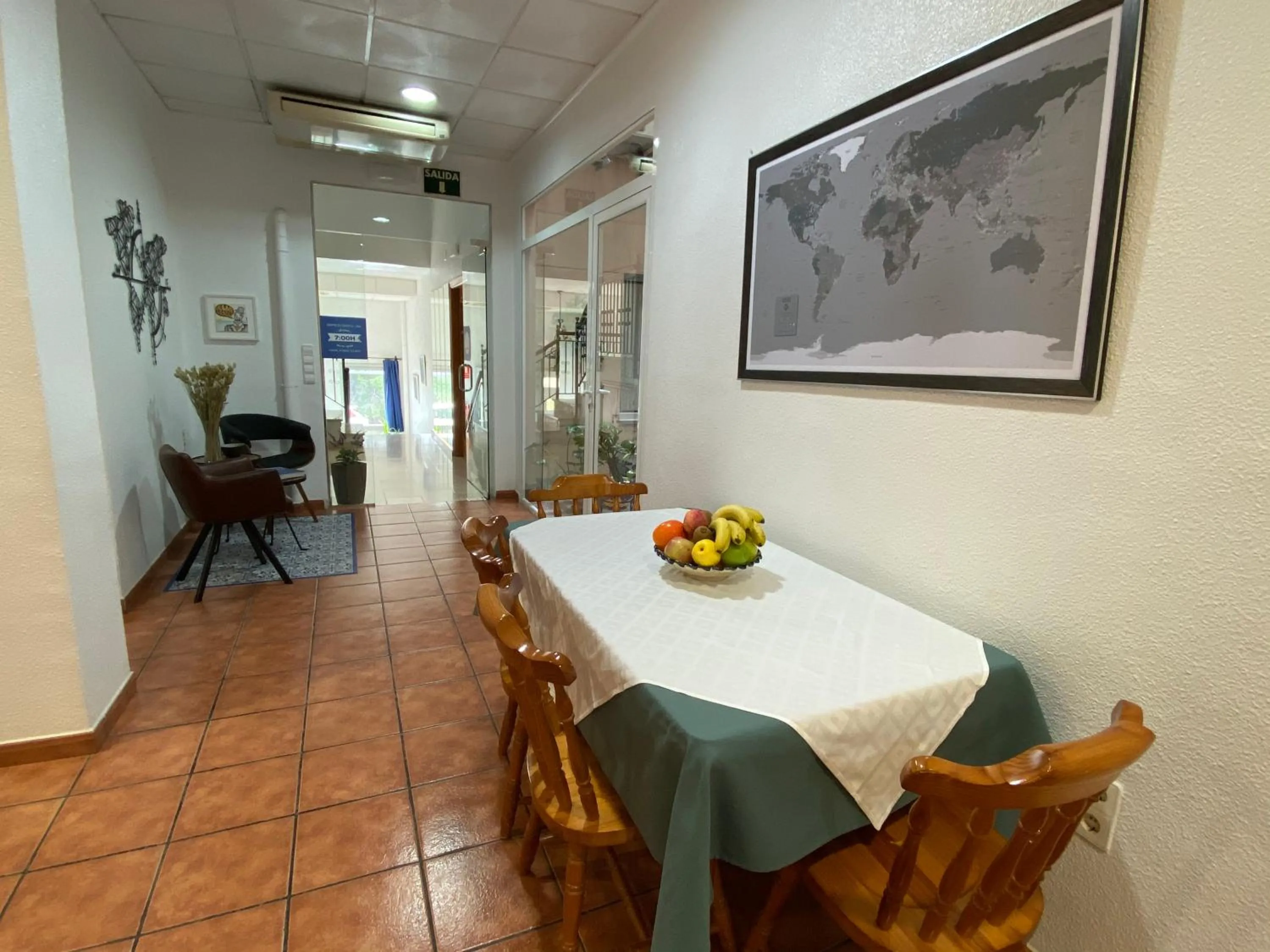 Dining area in Hostal Pensimar