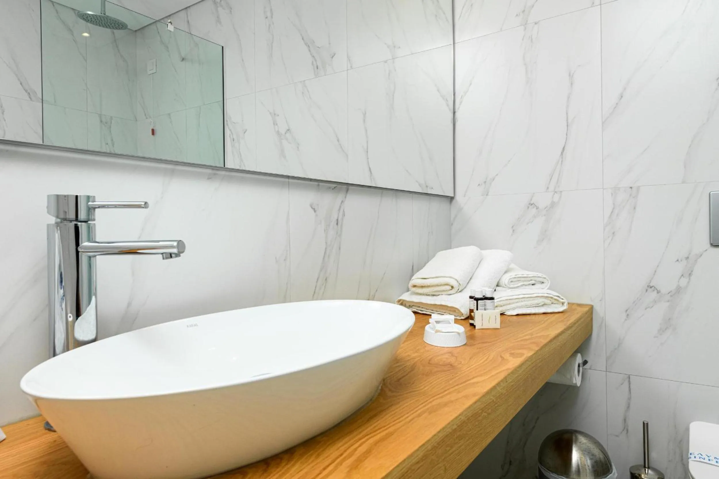 Bathroom in Mary Hotel