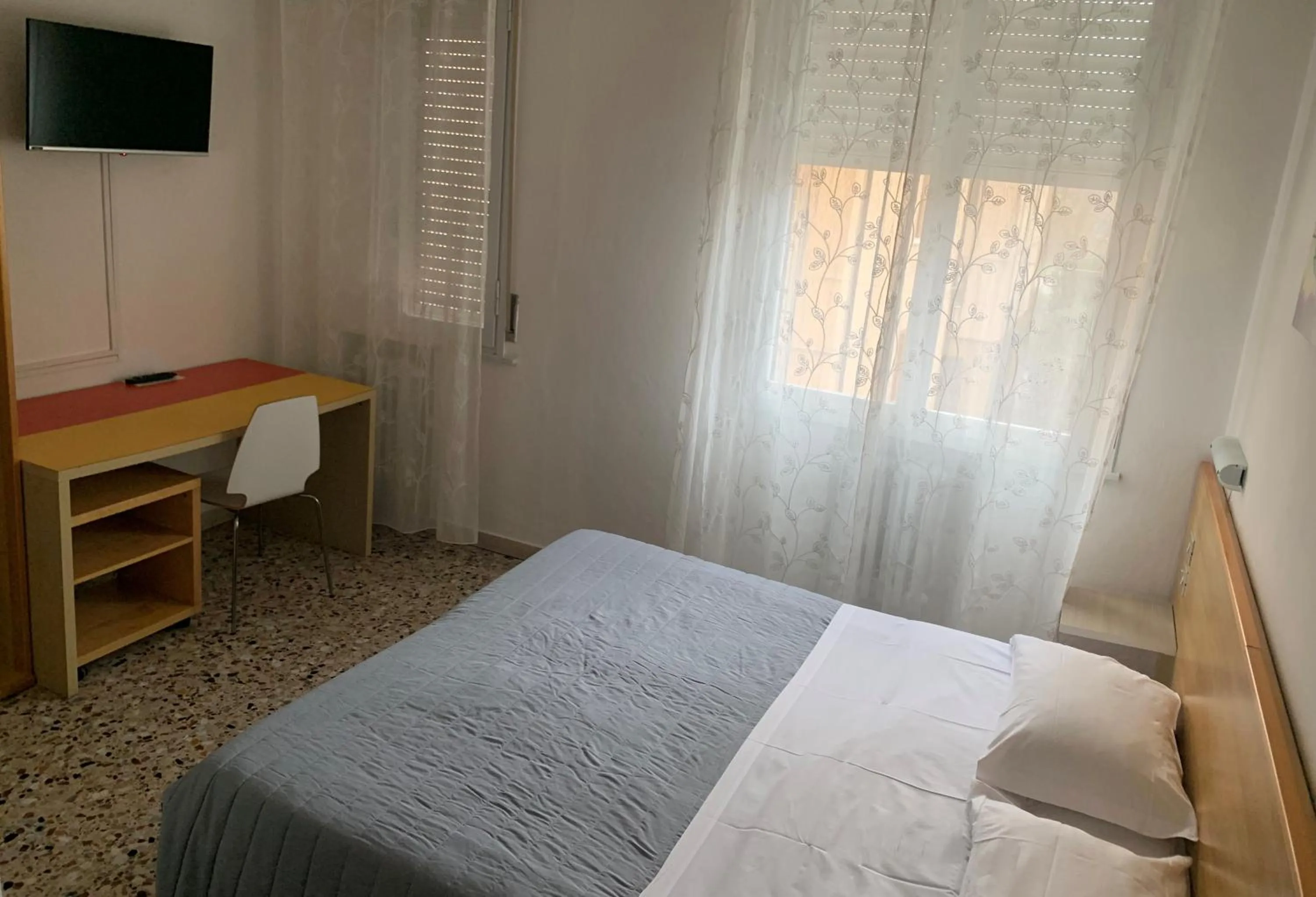 Bedroom, Bed in Albergo Moderno