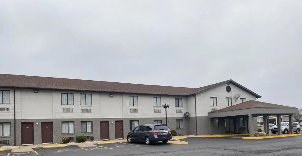 Property building in Americas Best Value Inn West Frankfort