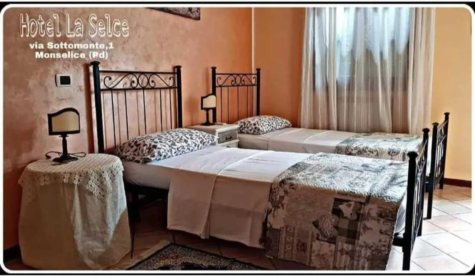 Bed in Hotel La Selce