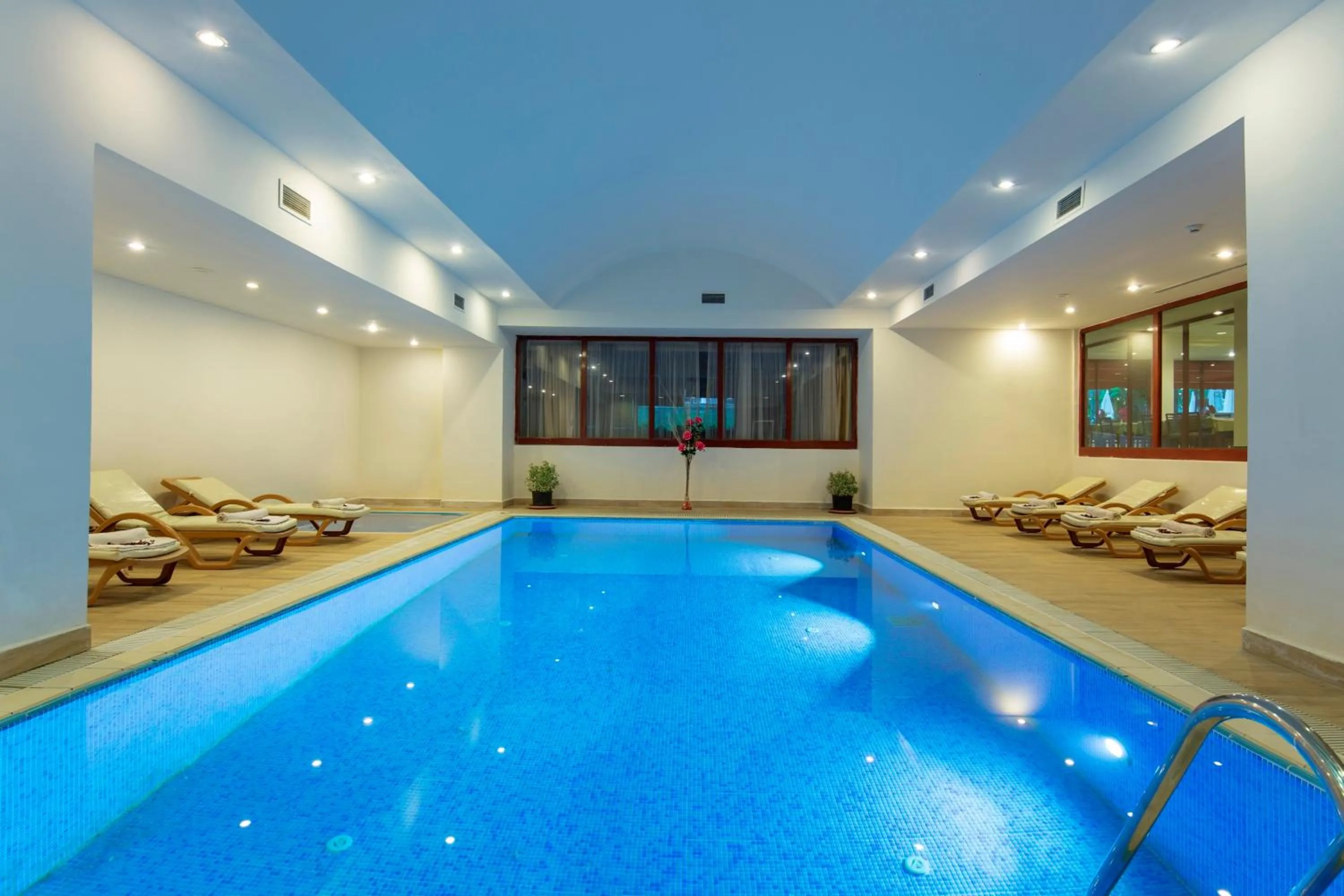 Swimming pool in Miarosa İncekum Beach