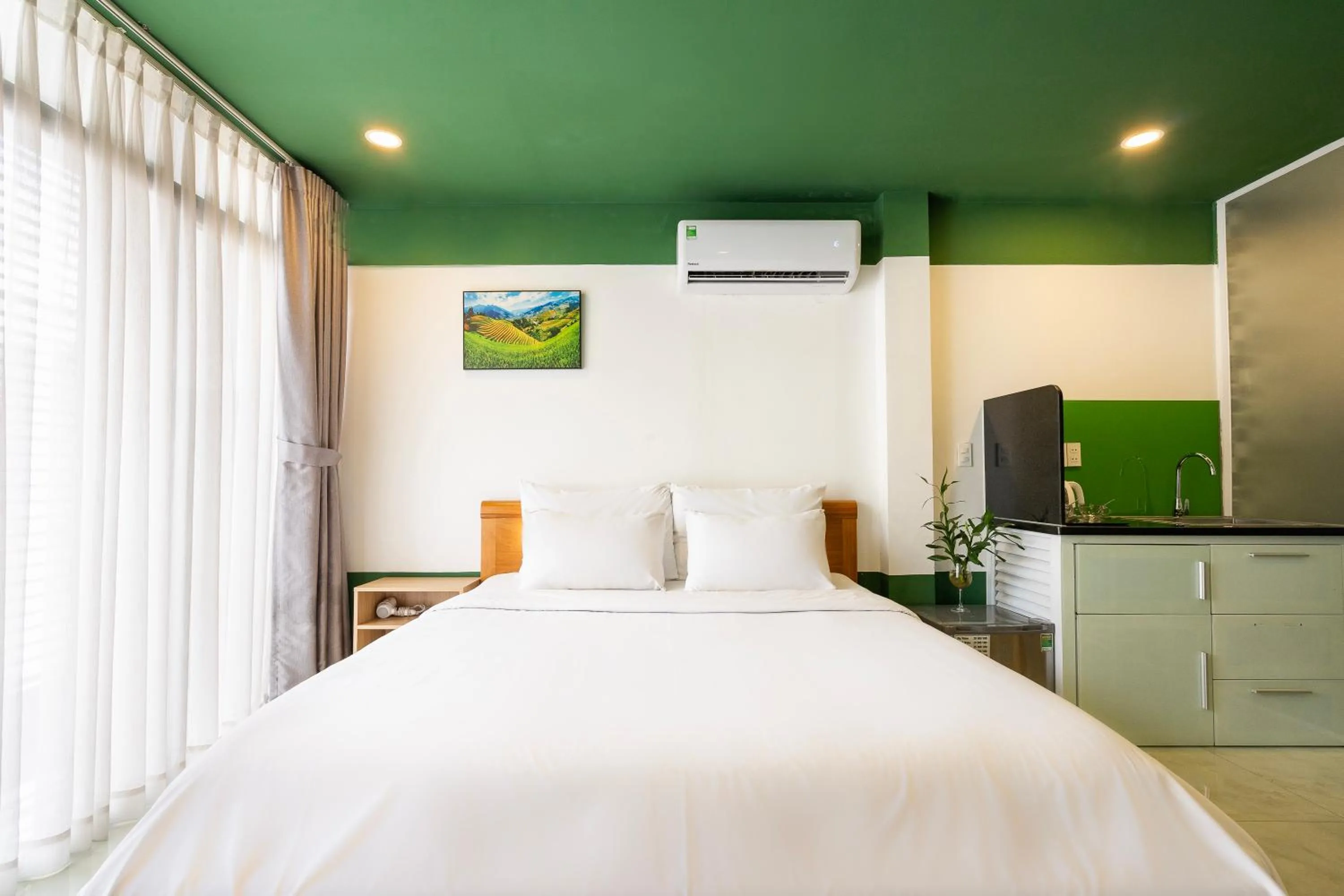 Bedroom, Bed in Gemini Saigon CENTER - New & Quiet near Bui Vien Walking Street