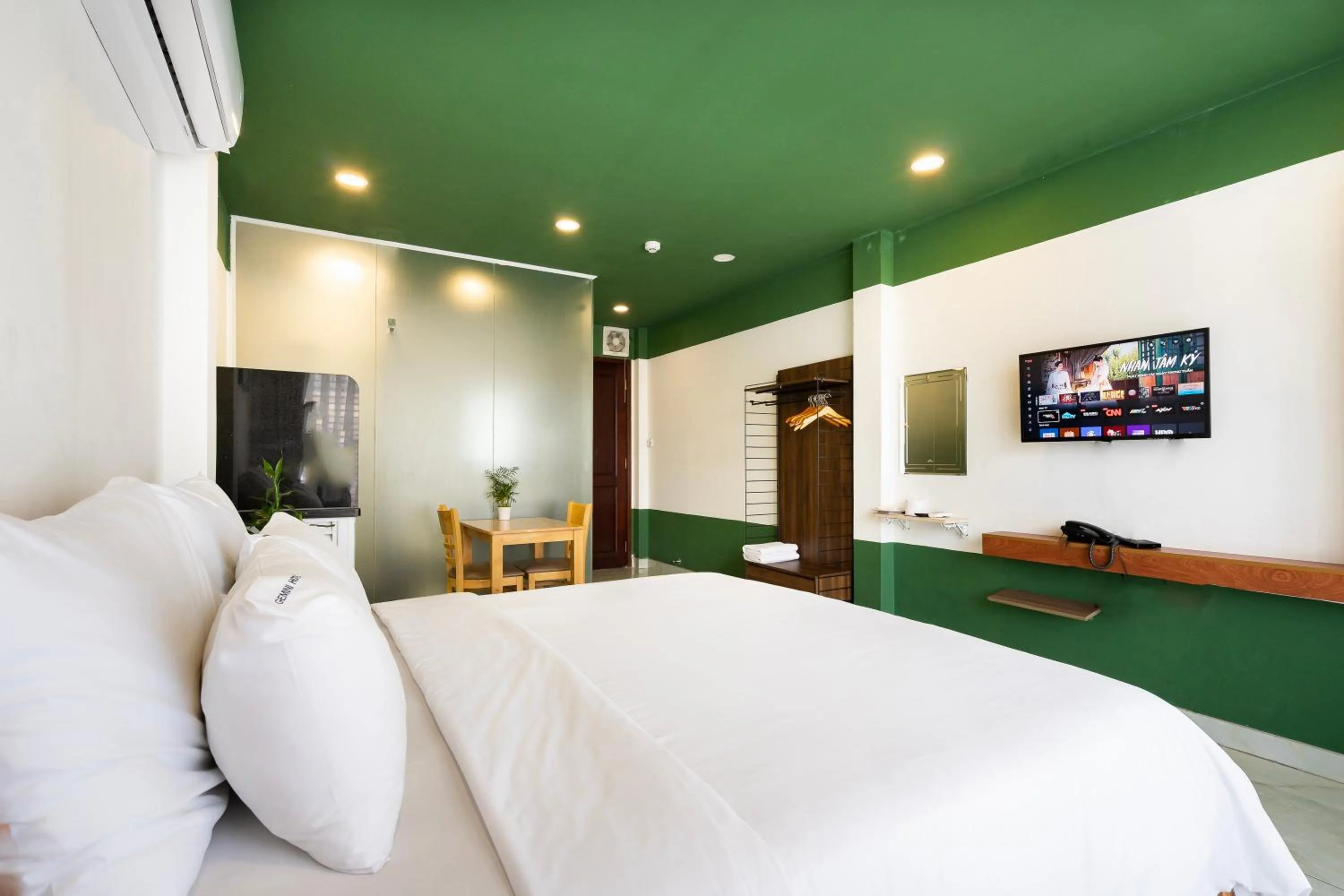 Photo of the whole room, Bed in Gemini Saigon CENTER - New & Quiet near Bui Vien Walking Street