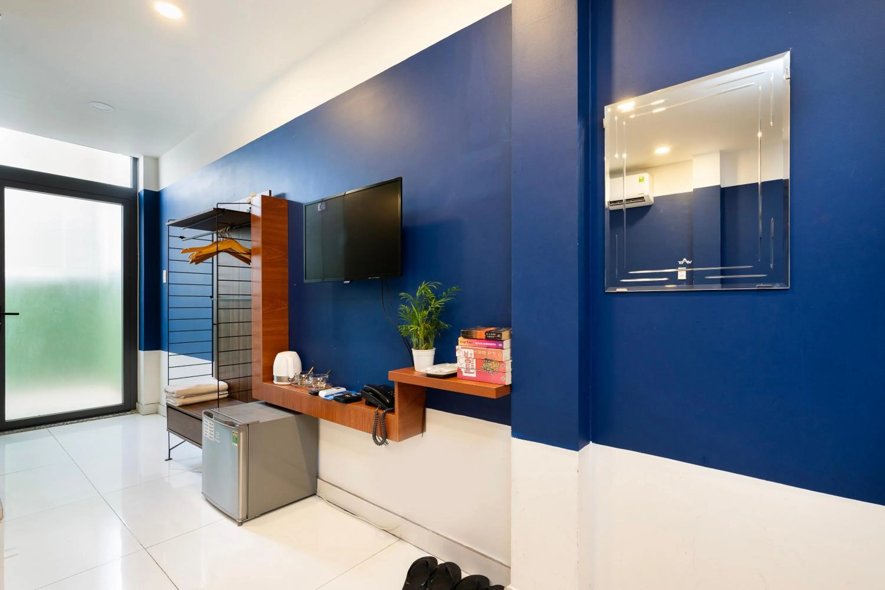 Living room in Gemini Saigon CENTER - New & Quiet near Bui Vien Walking Street