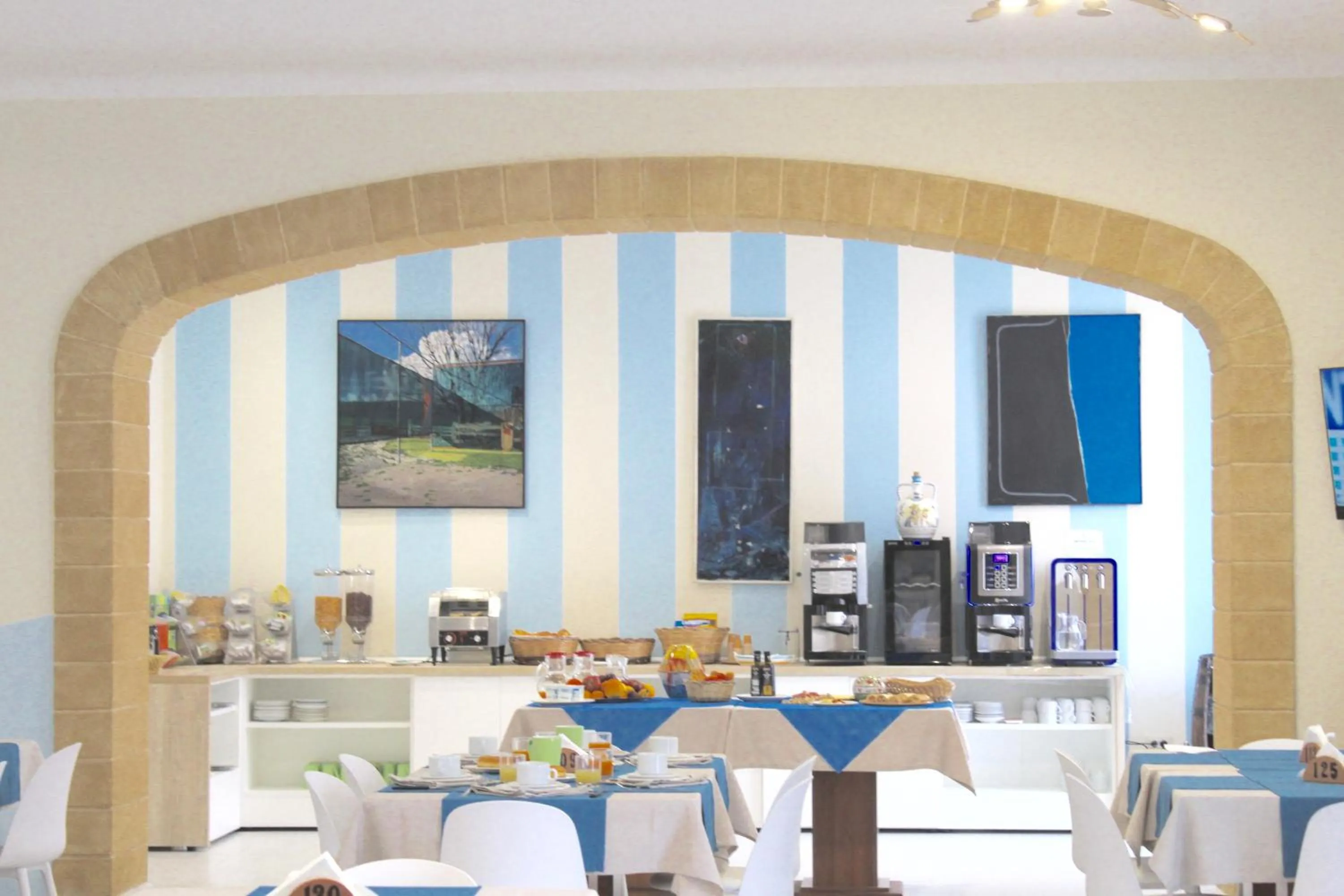 Restaurant/places to eat in Albergo Del Santuario