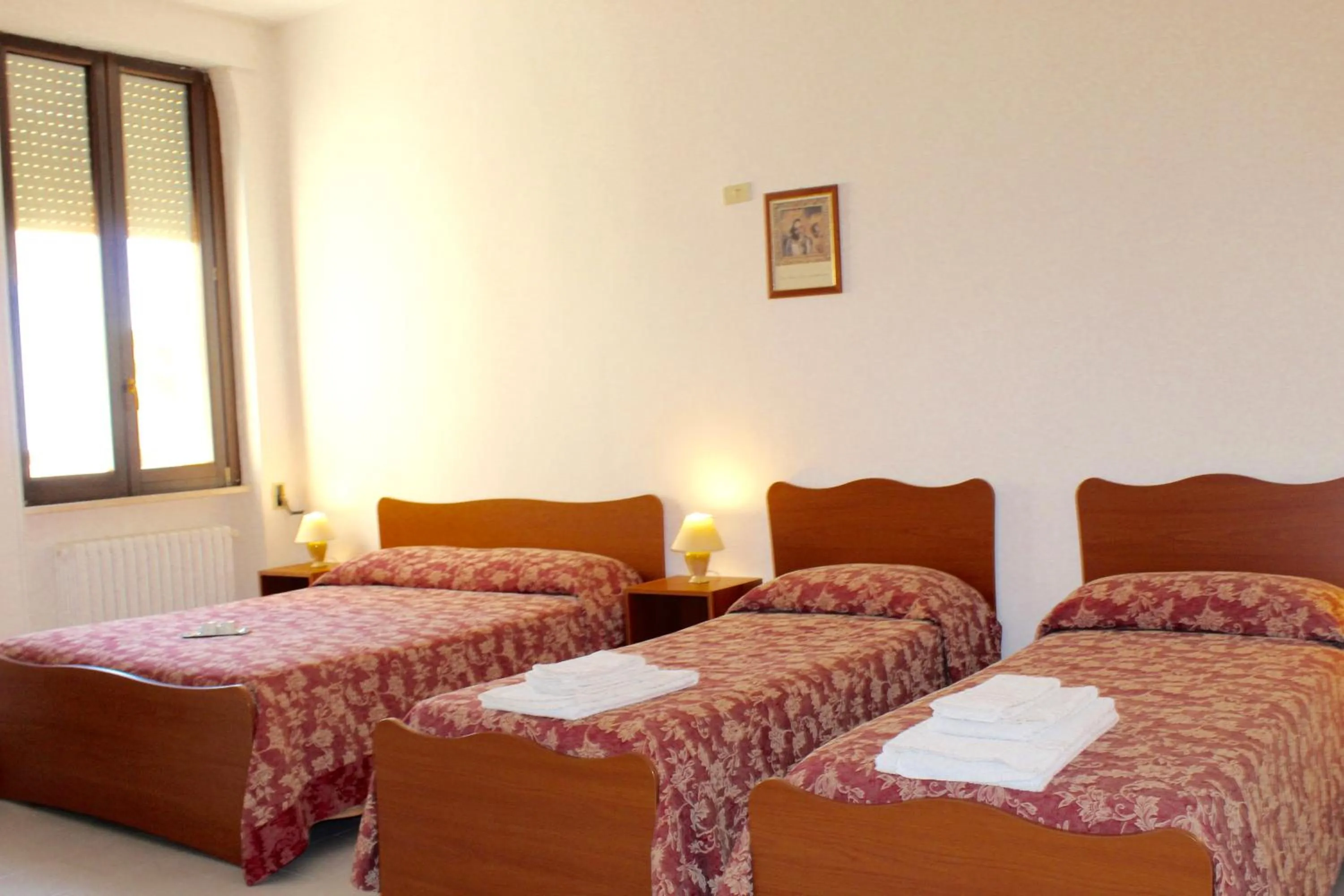 Bed in Albergo Del Santuario