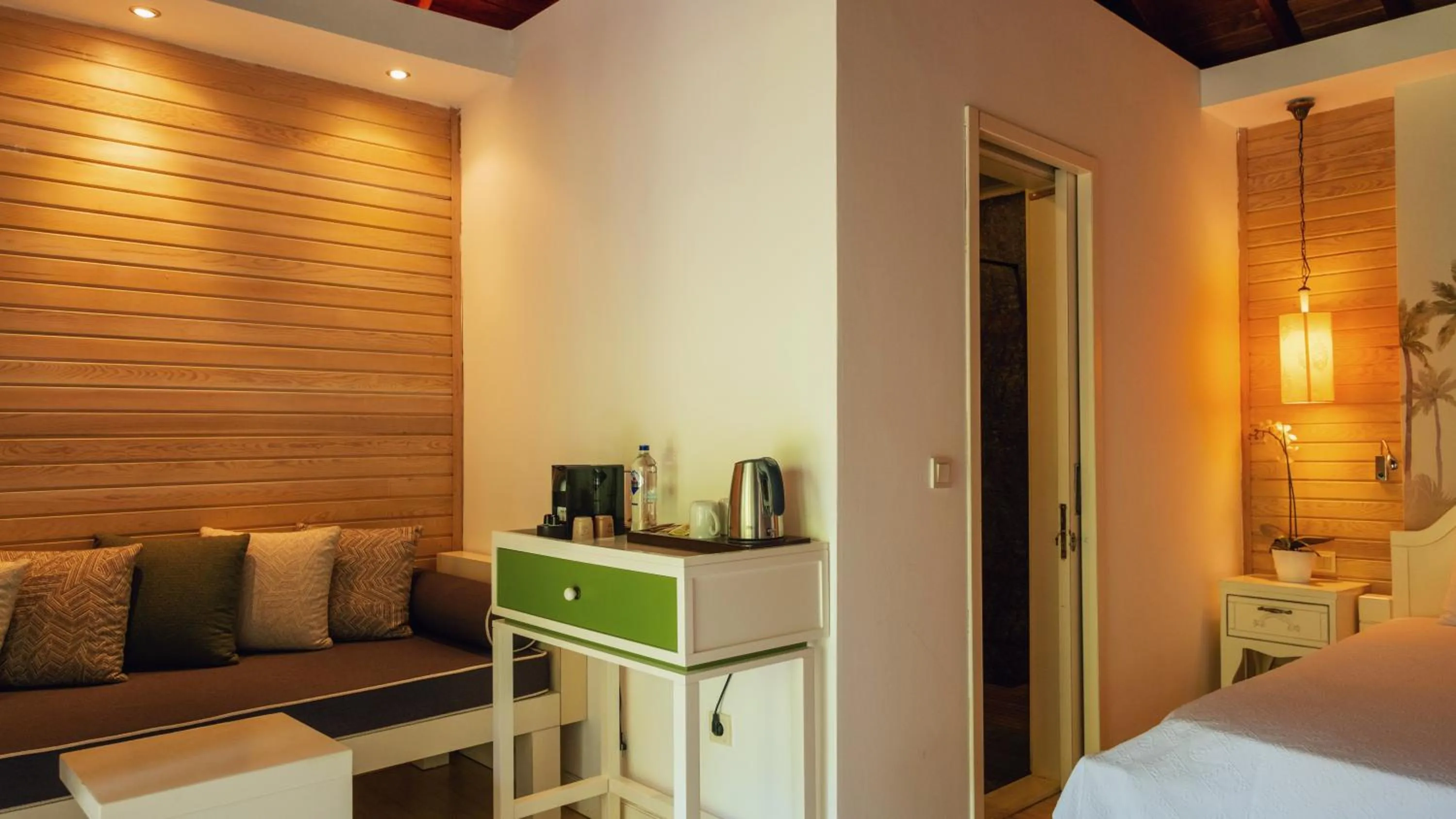 Bedroom, Bed in Villa Lukka