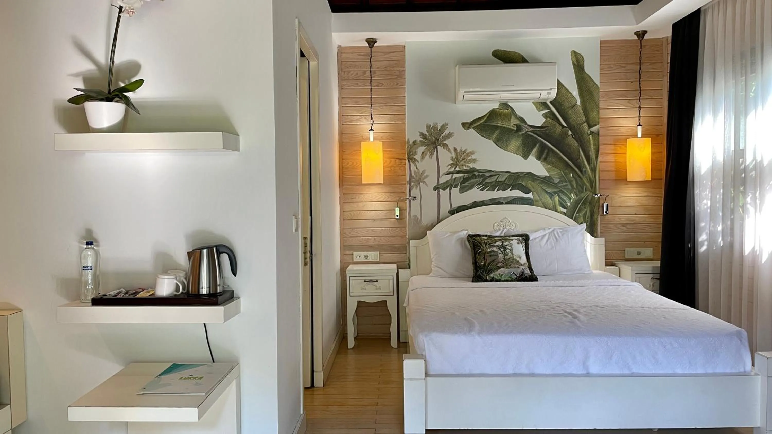 Bedroom, Bed in Villa Lukka