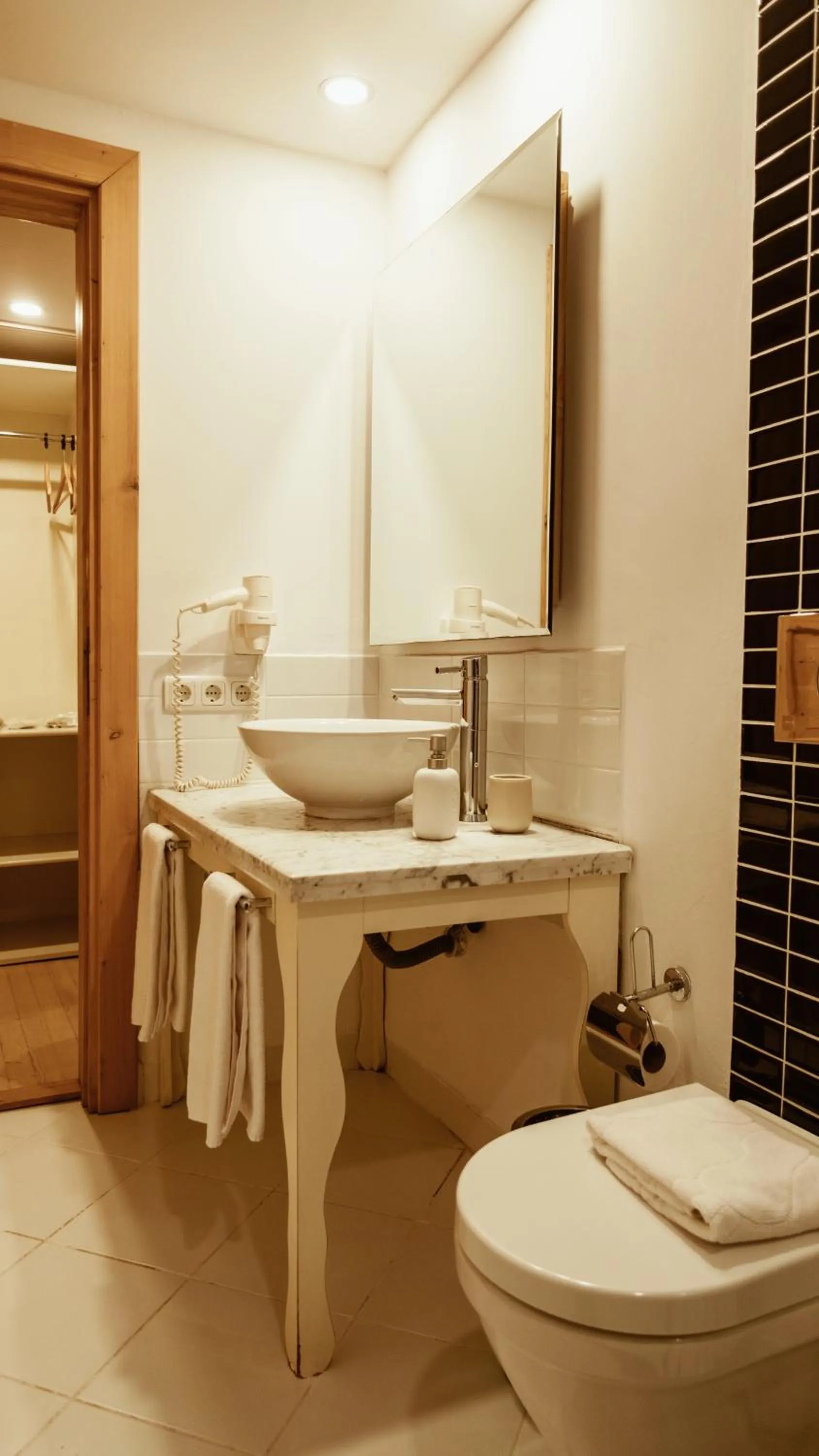 Bathroom in Villa Lukka