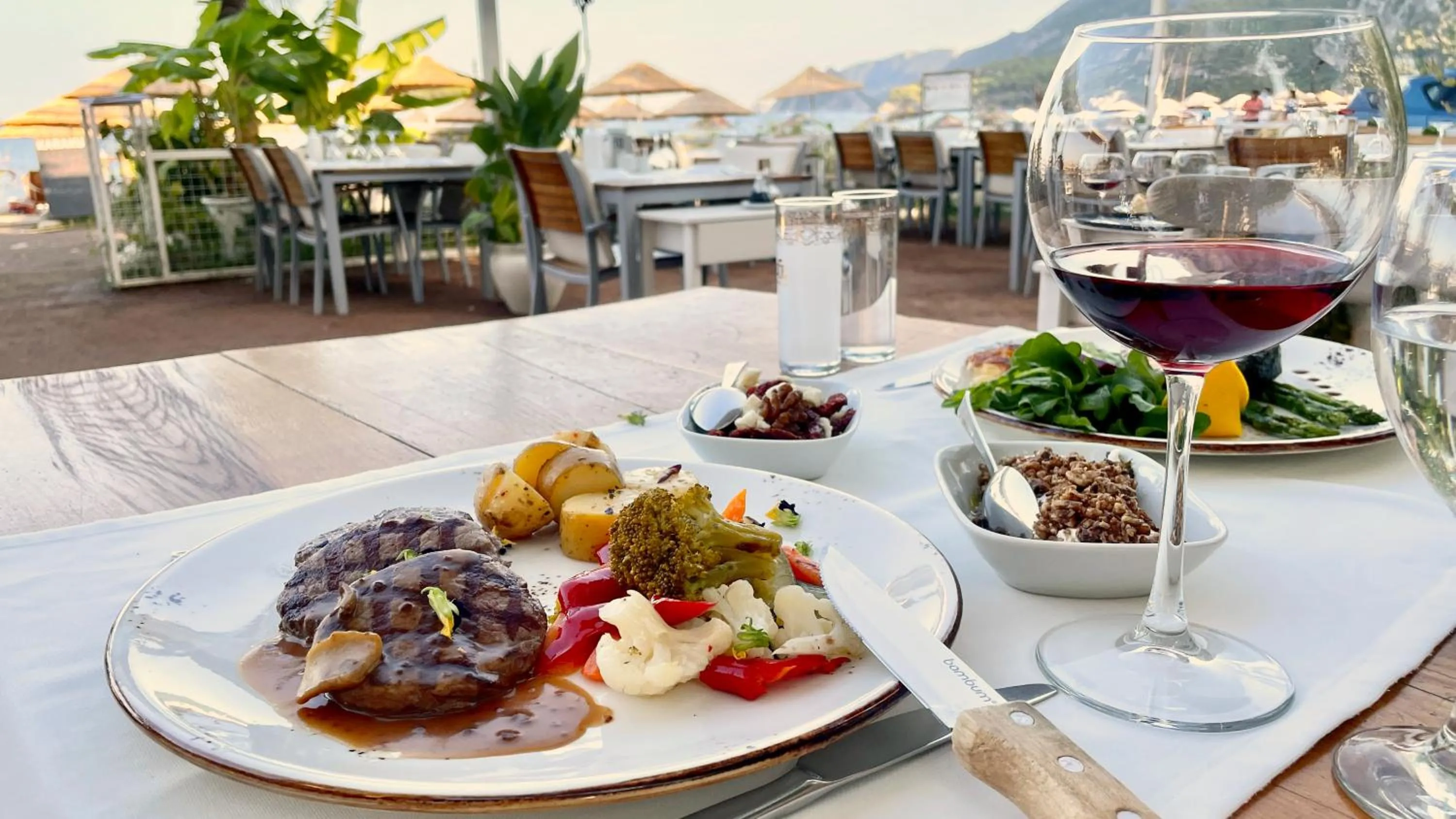 Food and drinks in Villa Lukka