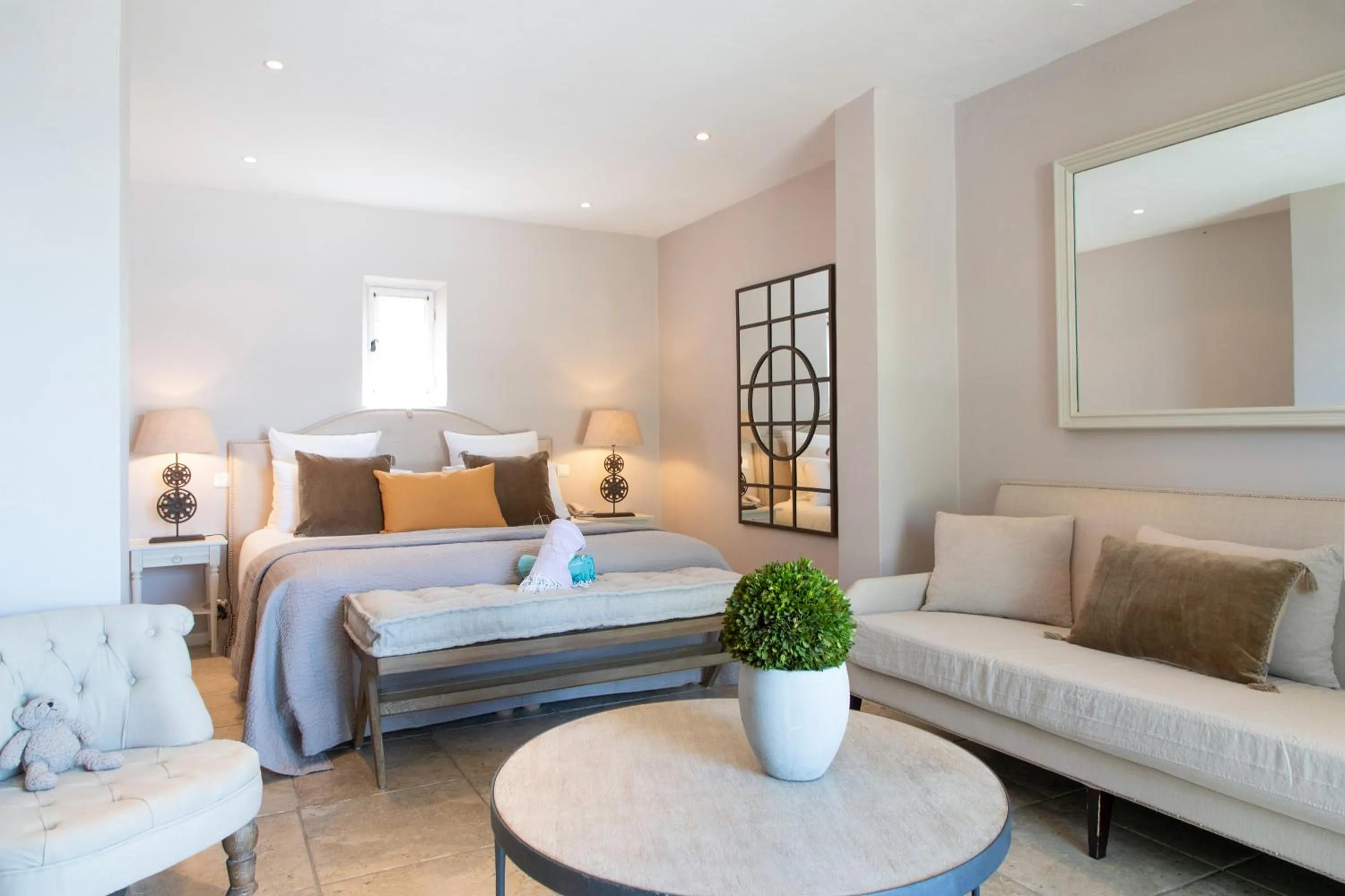 Photo of the whole room, Bed in La Bastide d'Antoine