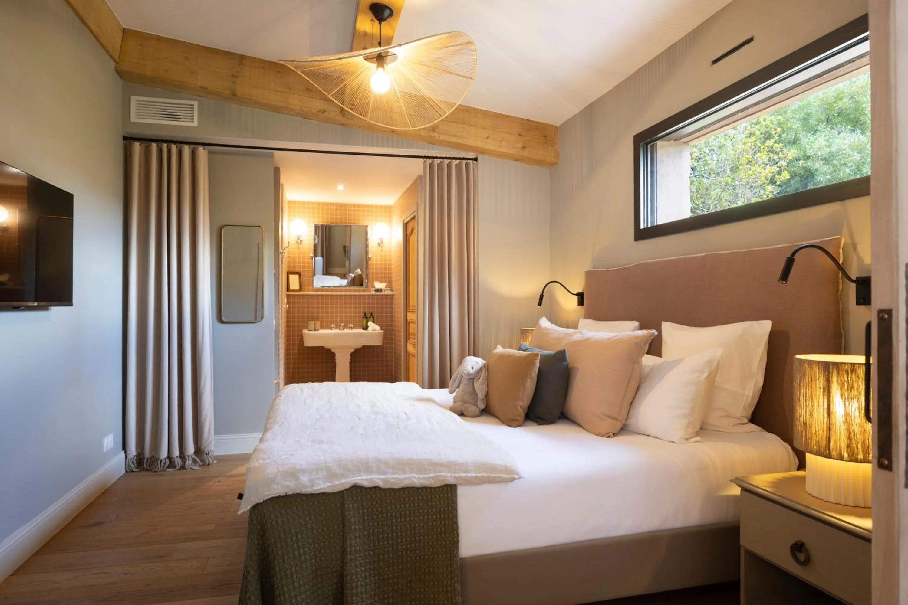 Bed in La Bastide d'Antoine