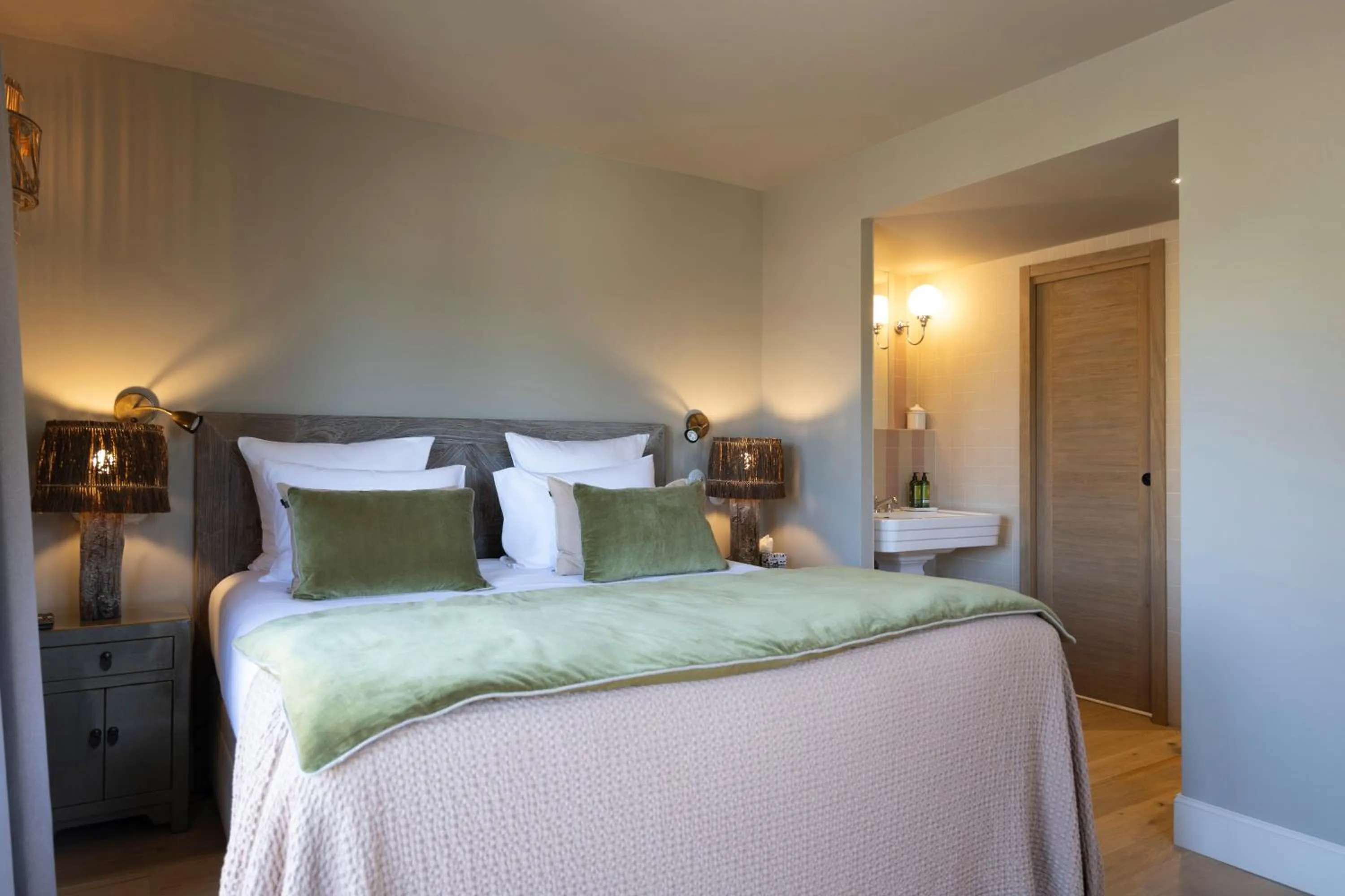 Bed in La Bastide d'Antoine