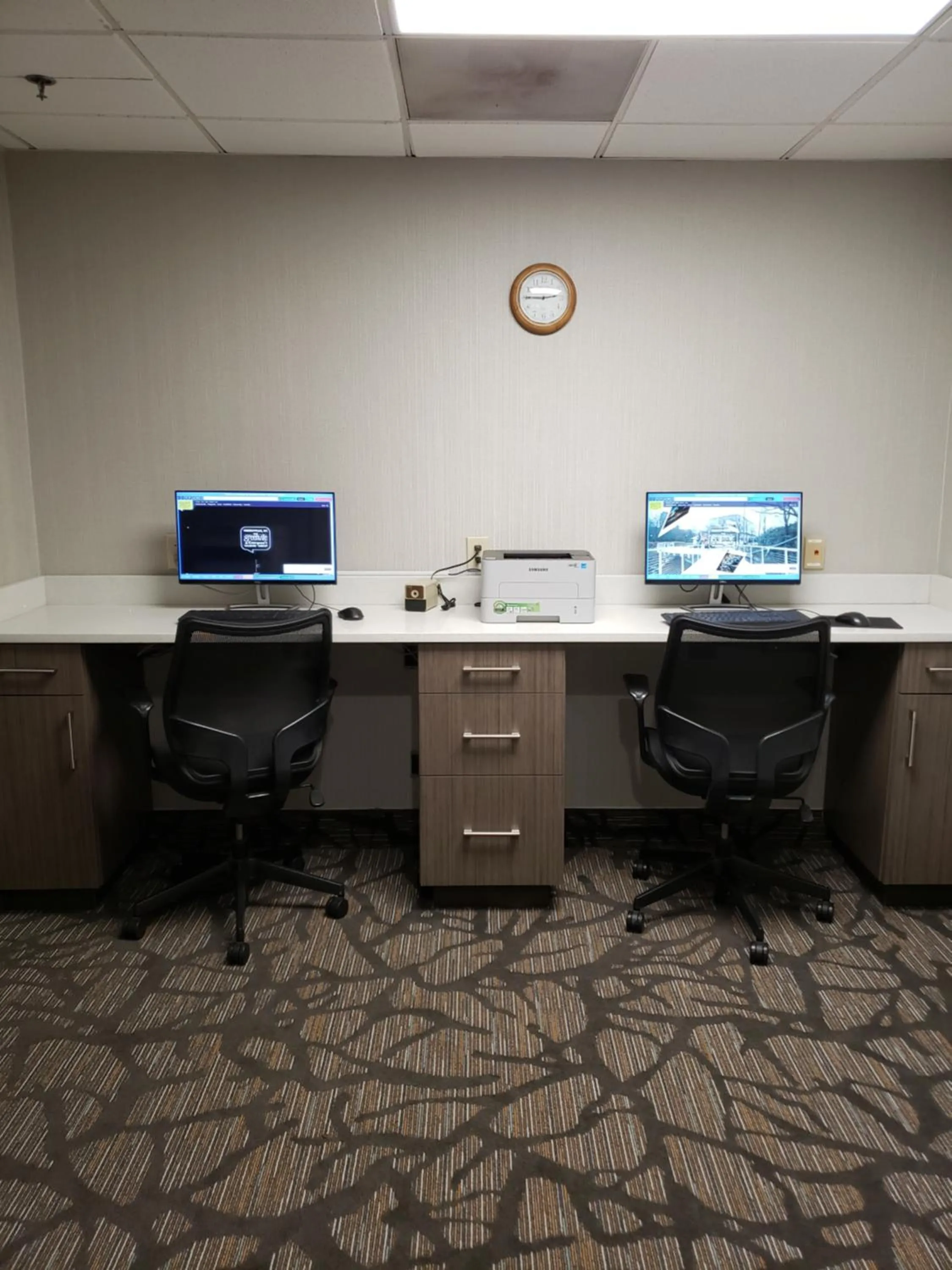 Business facilities in Wingate by Wyndham Greenville Airport