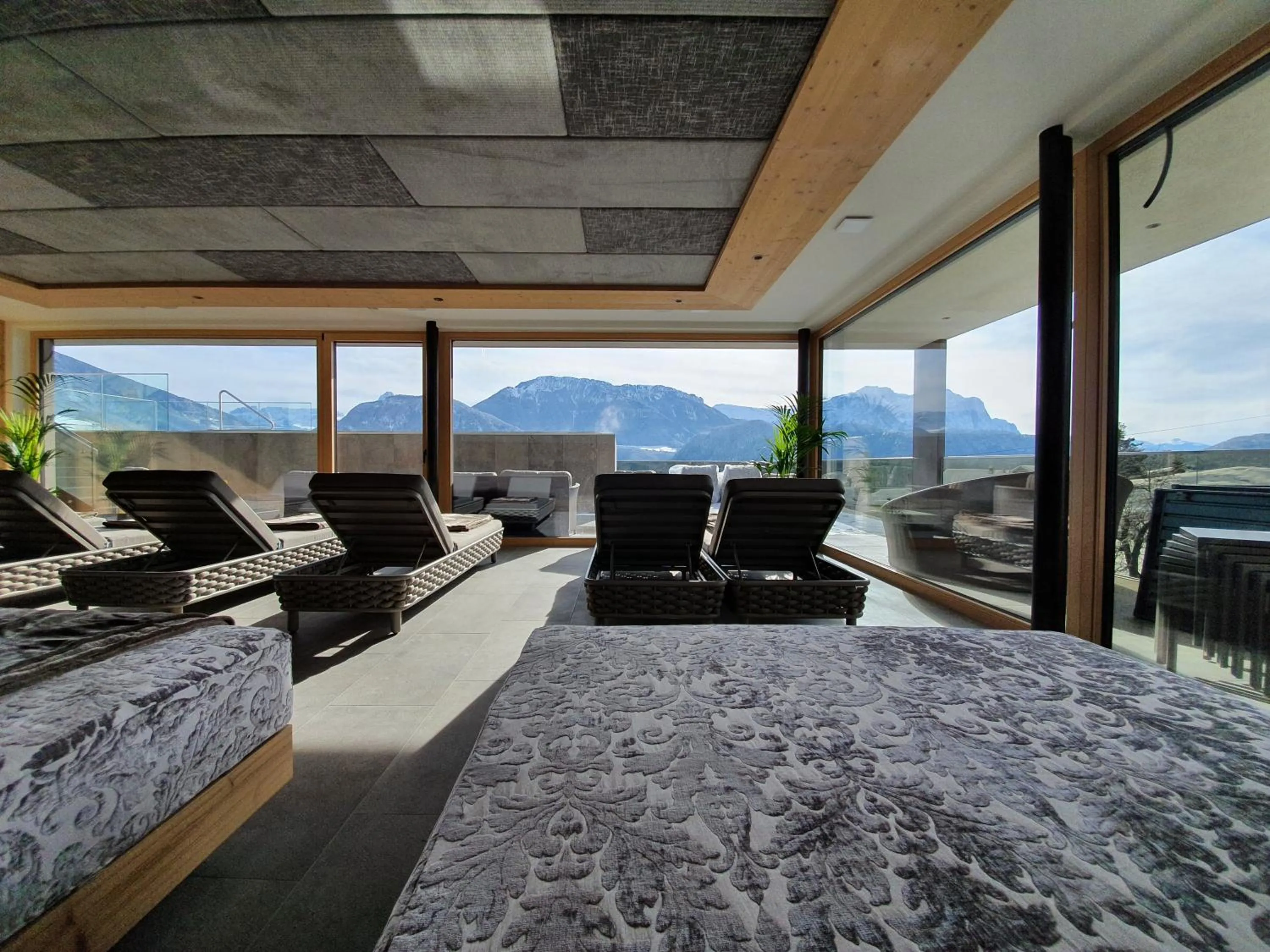 Hot Tub in Hotel Andechserhof & Mountain Sky