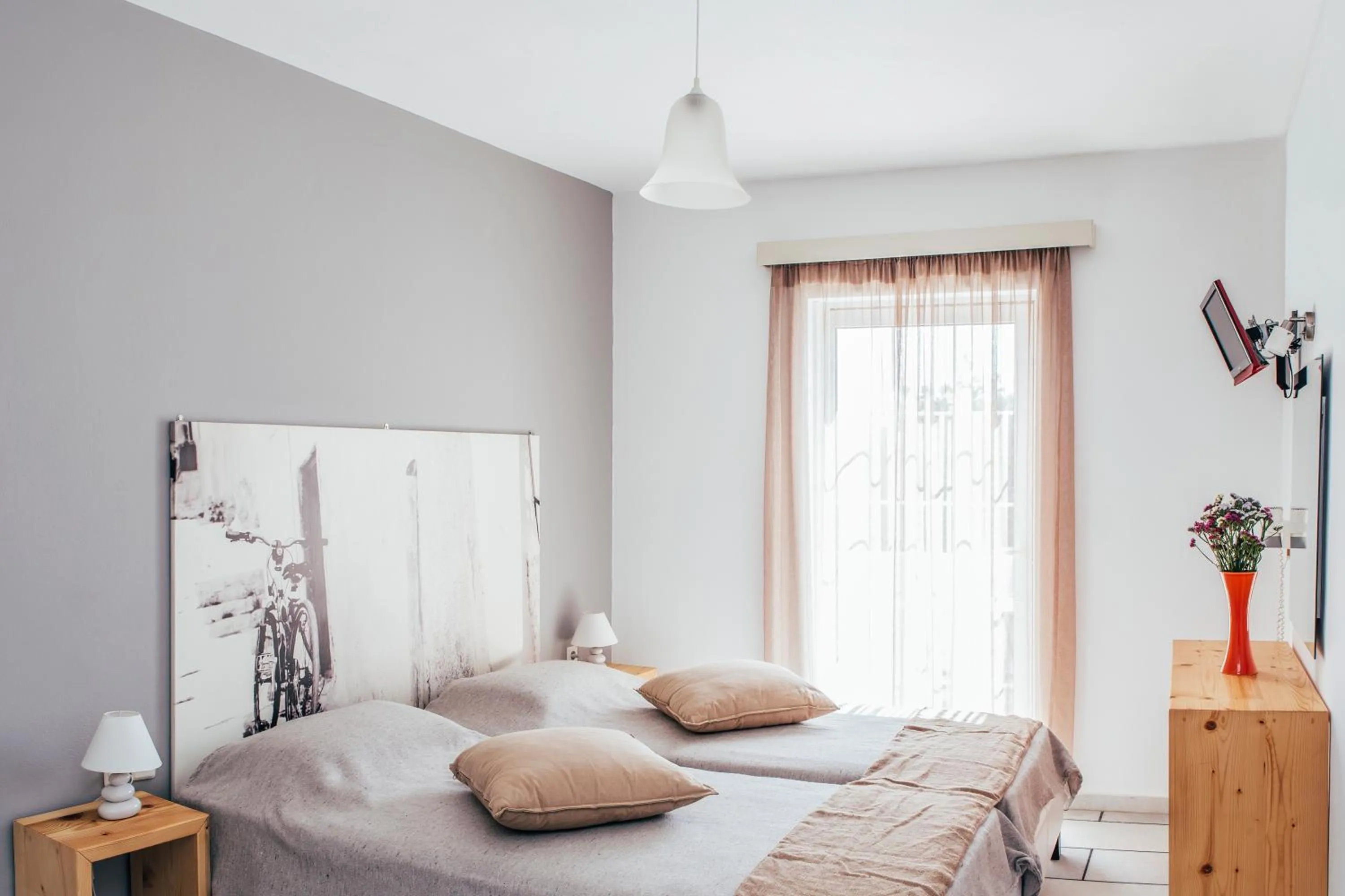 TV and multimedia, Bed in Hotel Semeli