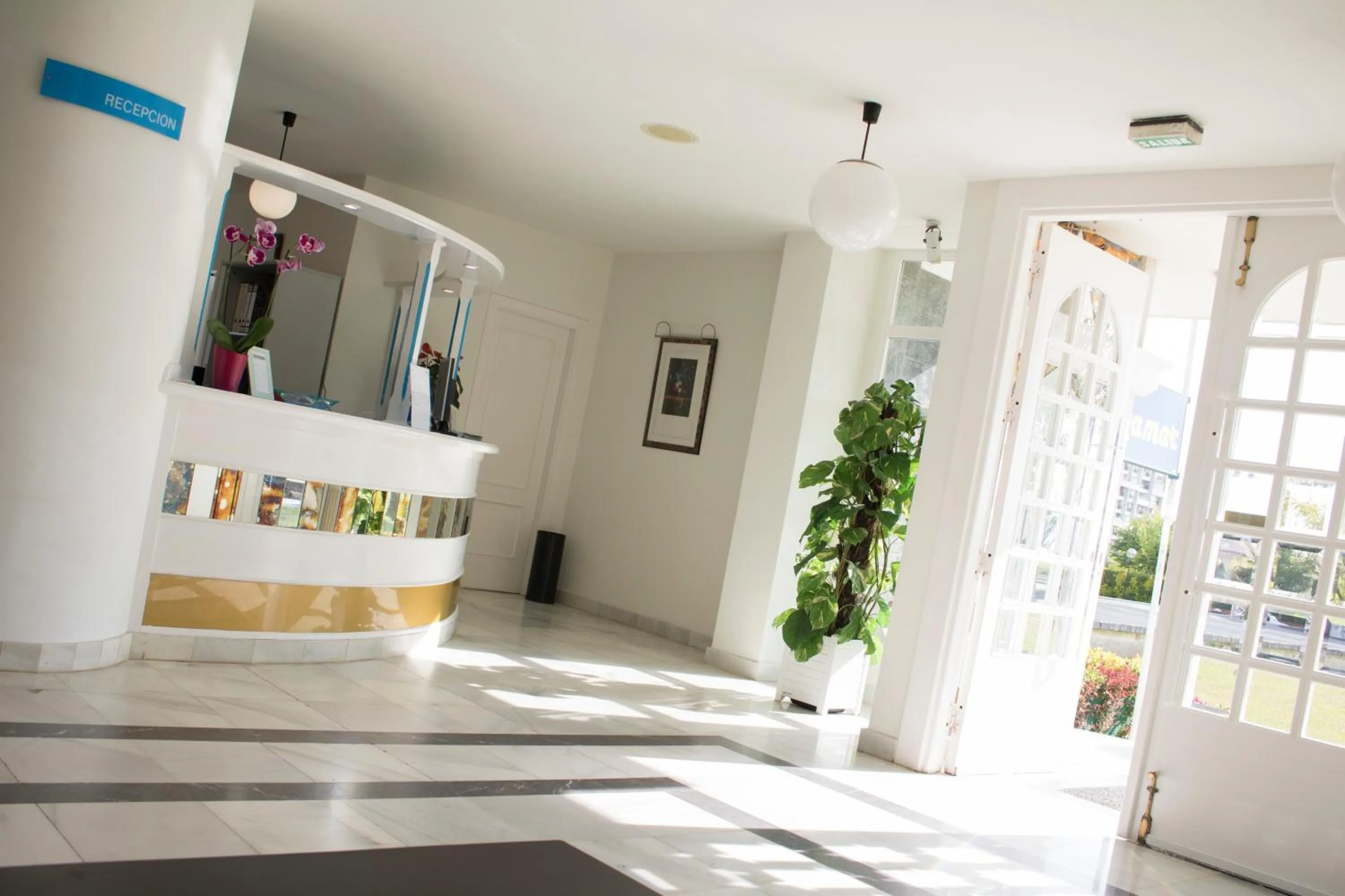 Lobby or reception in Hotel Playamar Spa