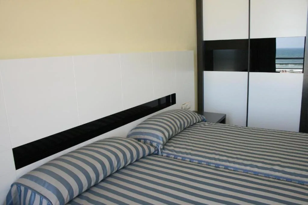 Bedroom, Bed in Hotel Playamar Spa