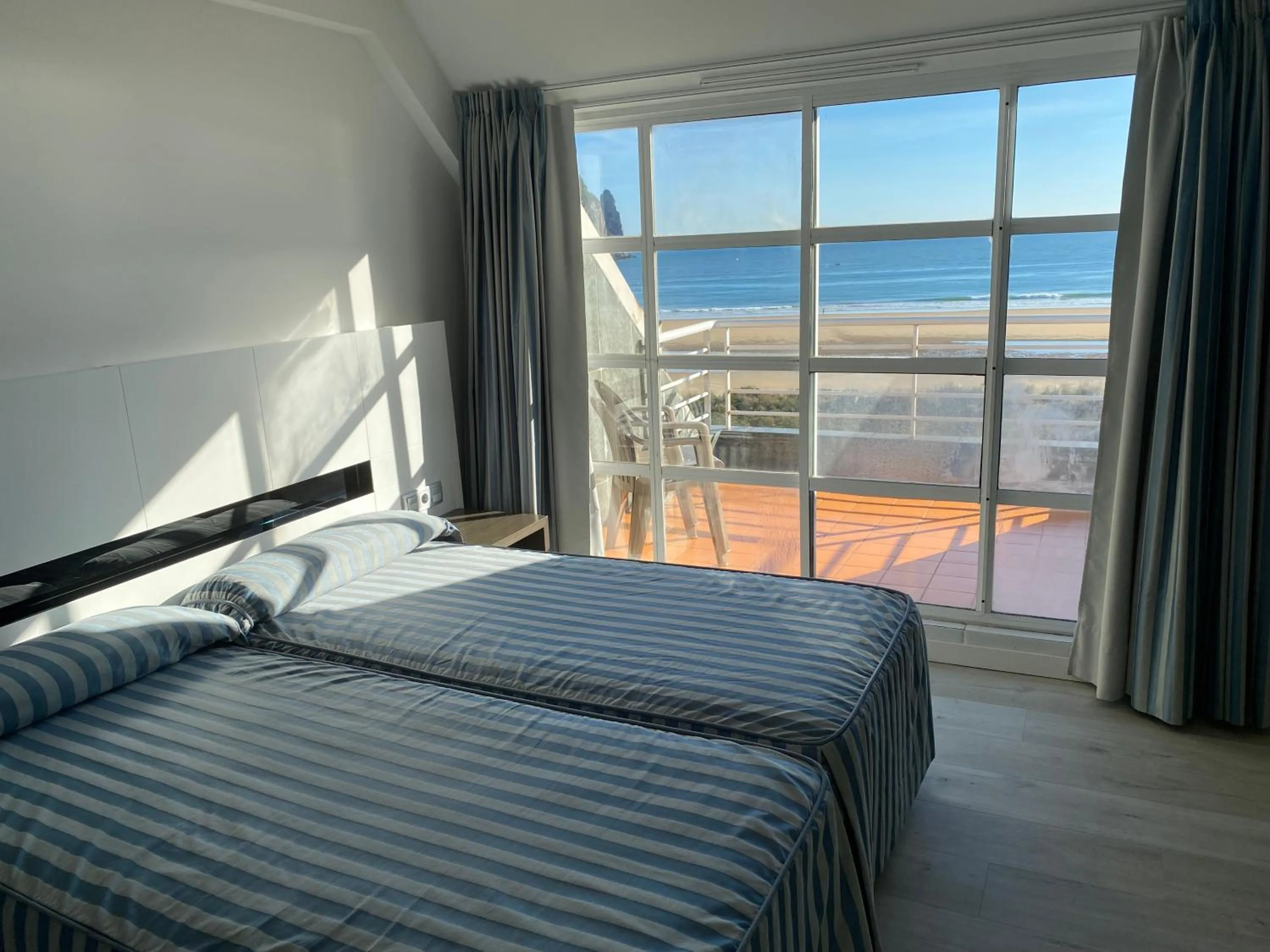 Bedroom, Bed in Hotel Playamar Spa