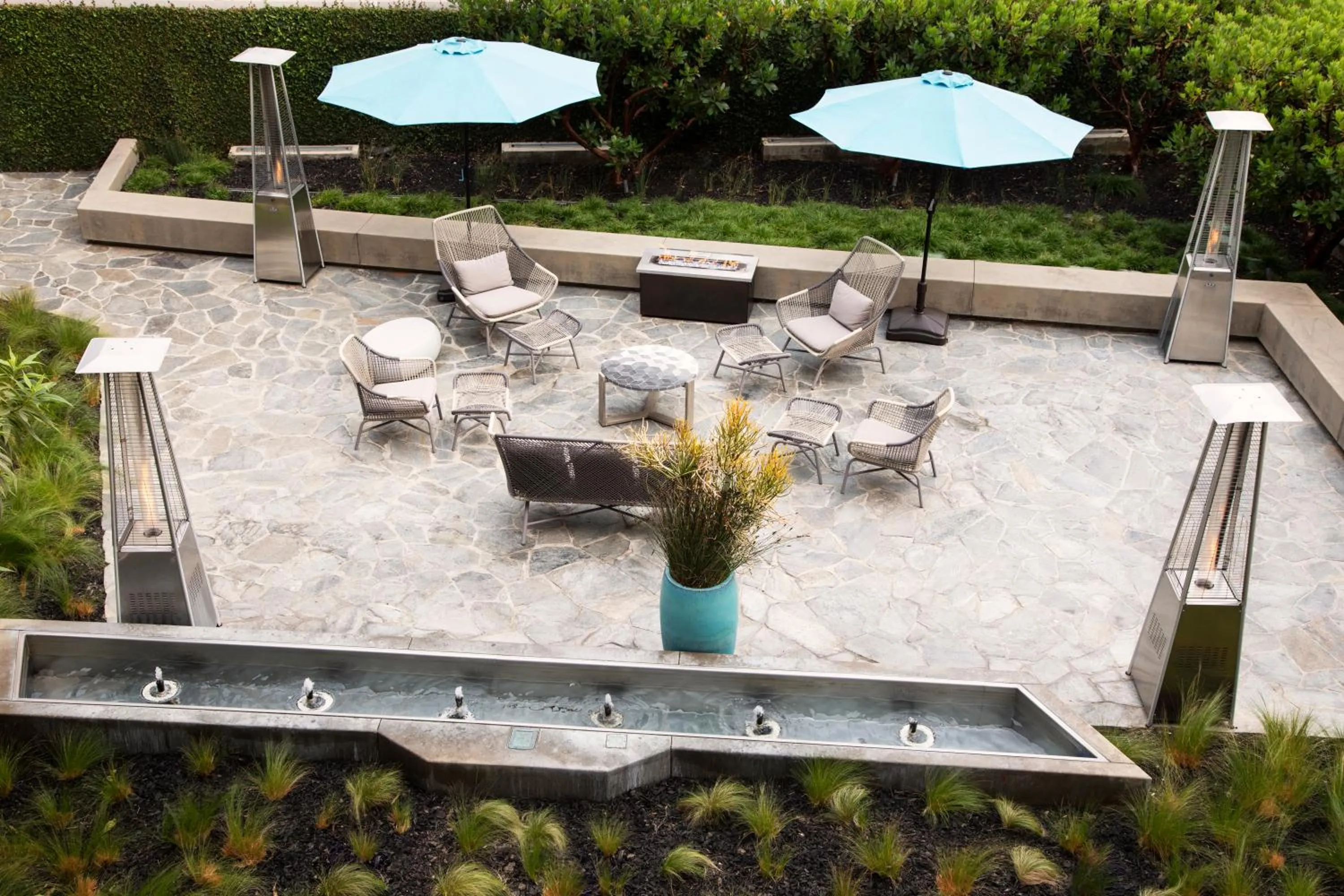 Garden in Shore Hotel