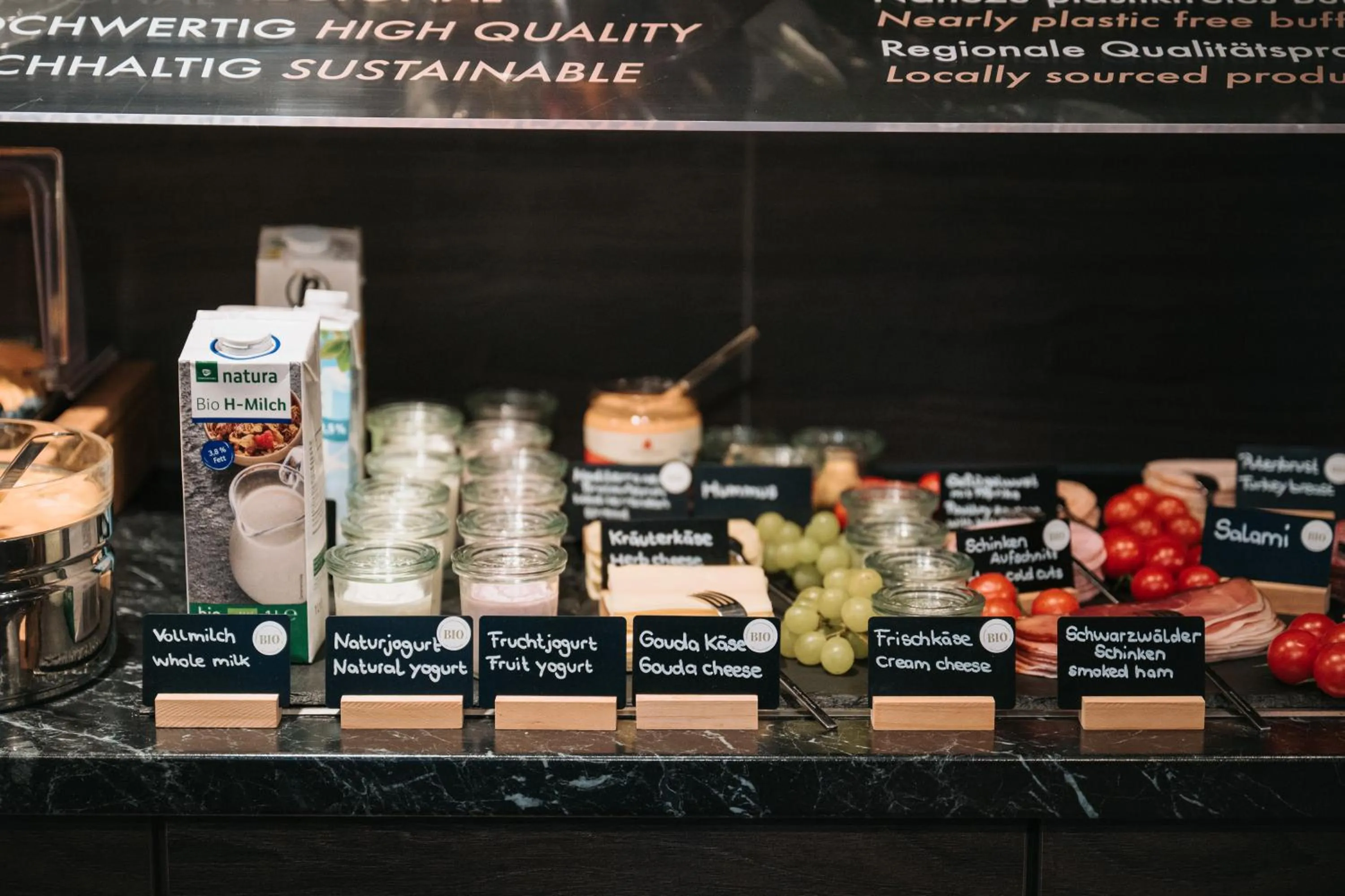 Buffet breakfast in das seidl - Hotel & Tagung - München West