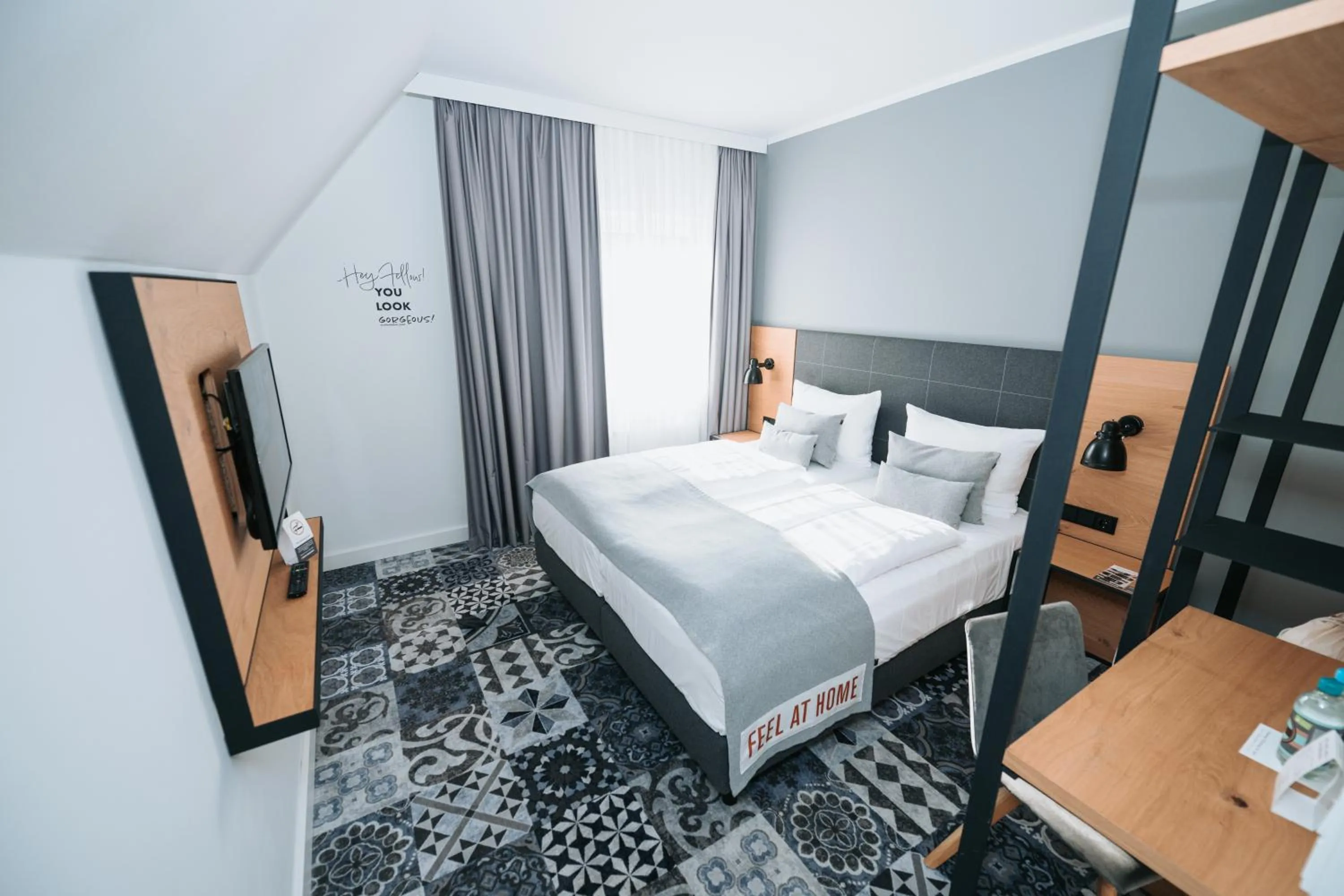Photo of the whole room, Bed in das seidl - Hotel & Tagung - München West