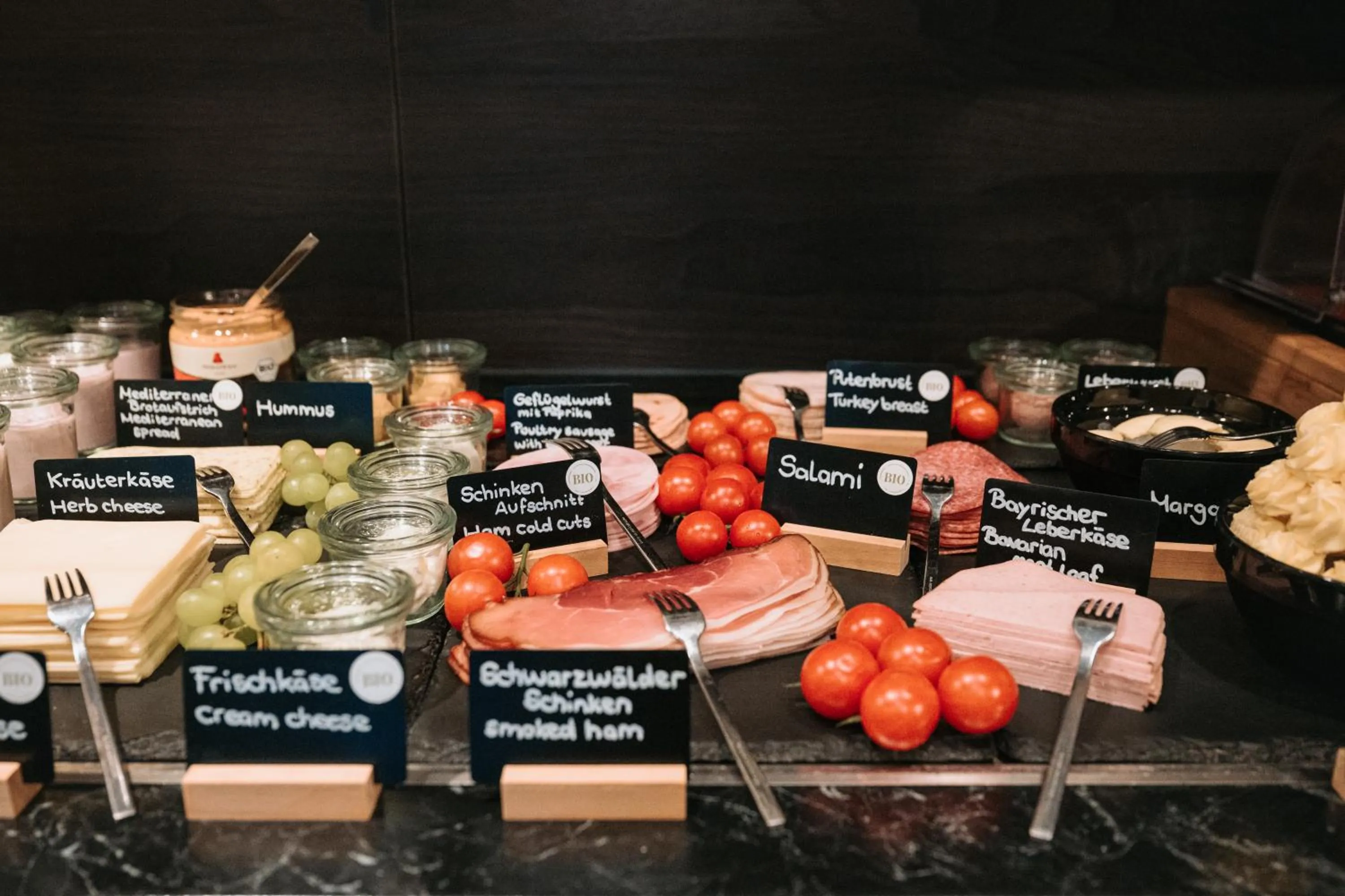 Buffet breakfast in das seidl - Hotel & Tagung - München West