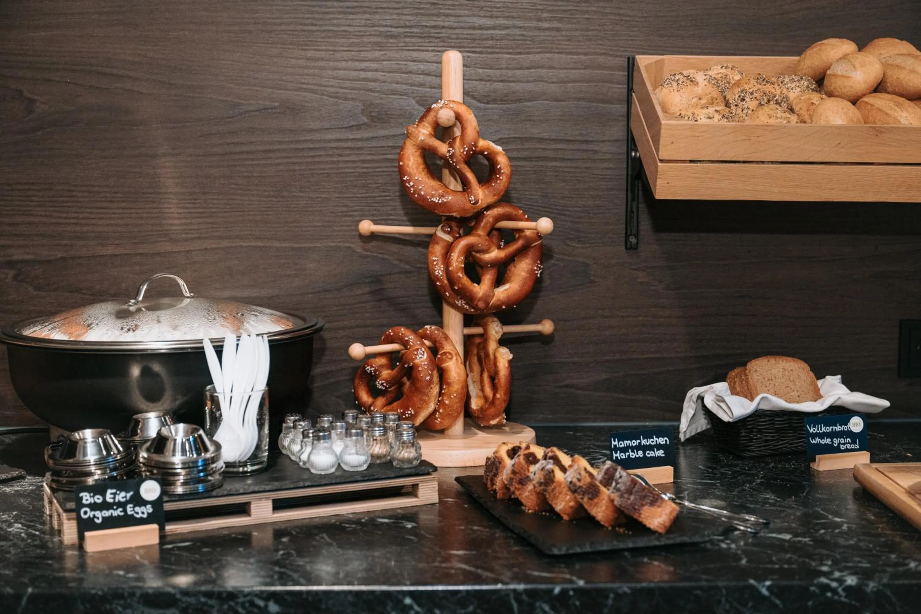 Buffet breakfast in das seidl - Hotel & Tagung - München West