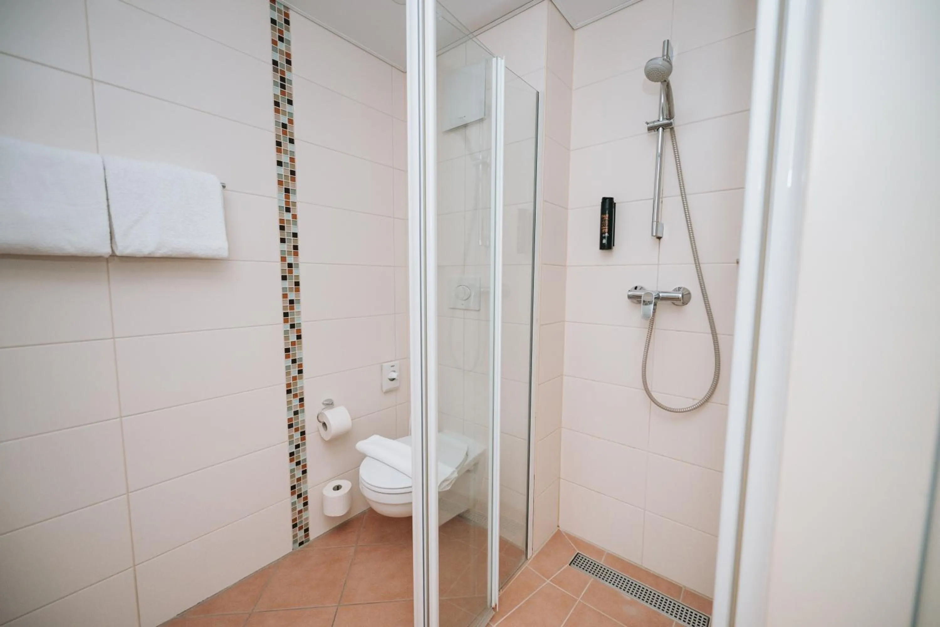 Bathroom in das seidl - Hotel & Tagung - München West