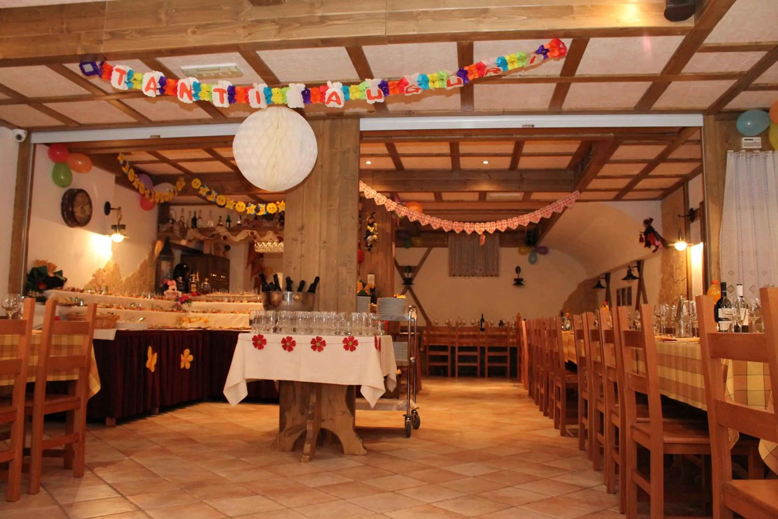 Restaurant/places to eat in Hotel Vittoria