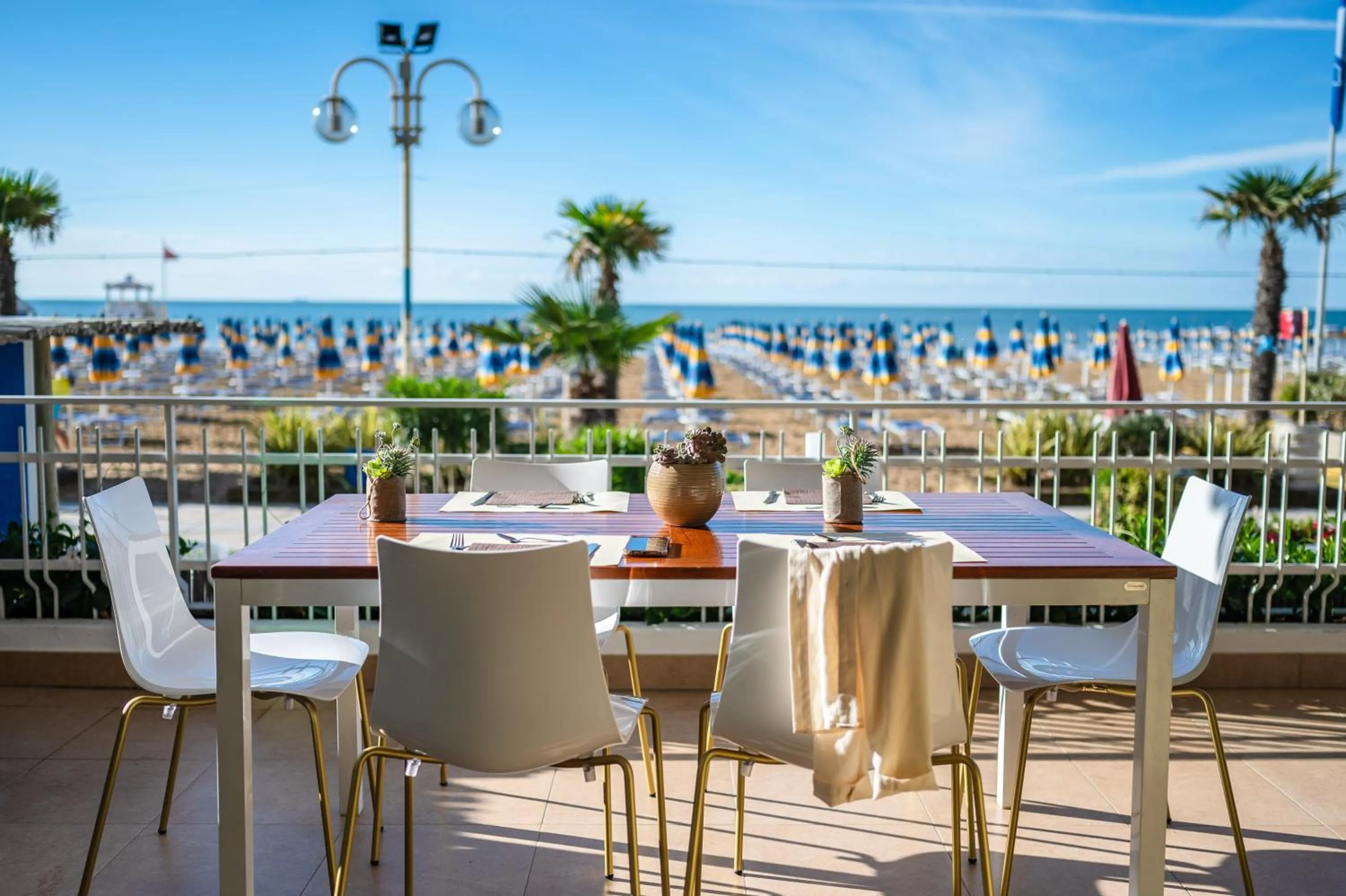 Restaurant/places to eat in Hotel Orizzonte