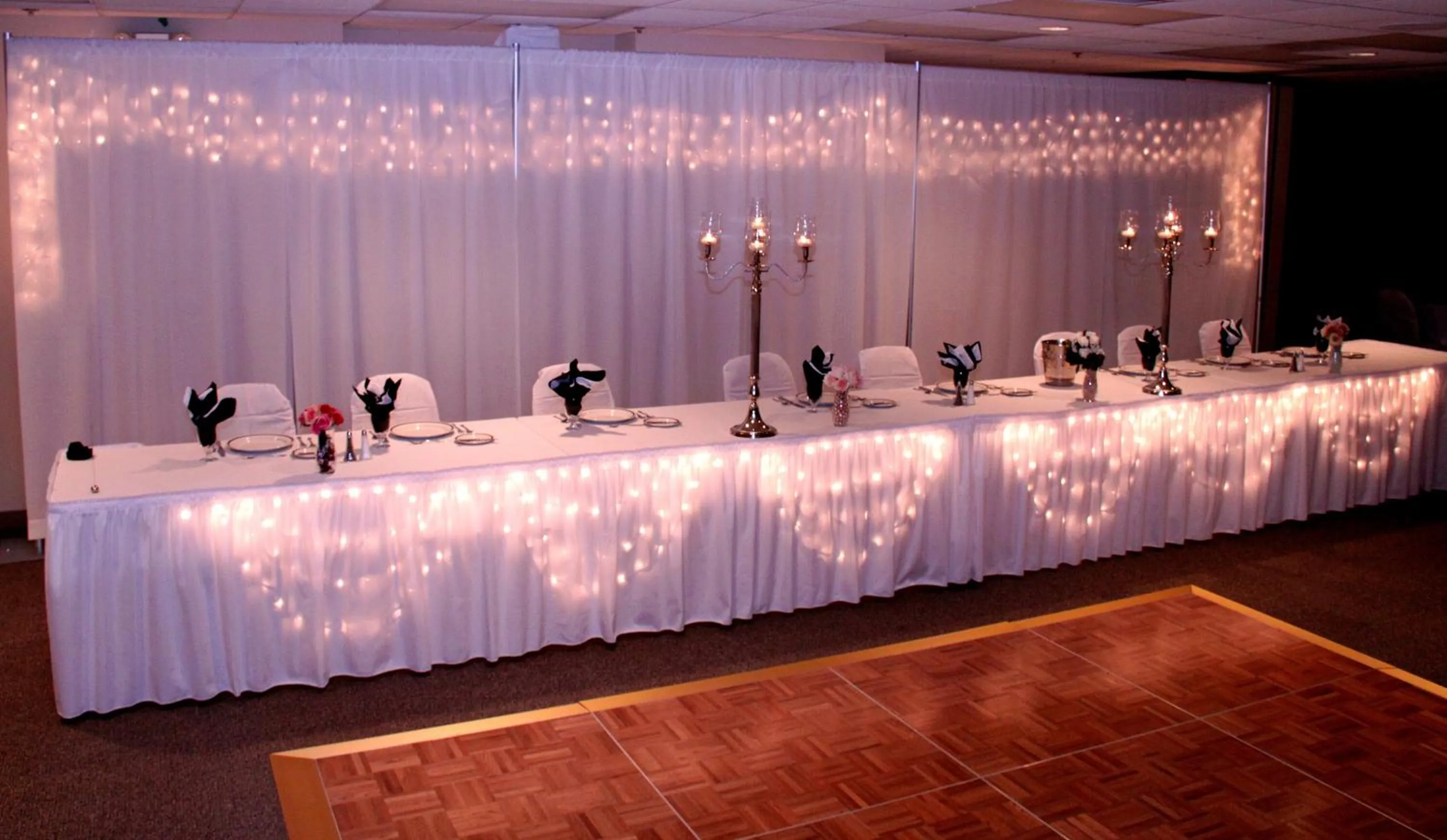 Banquet/Function facilities in Baymont by Wyndham Des Moines Airport