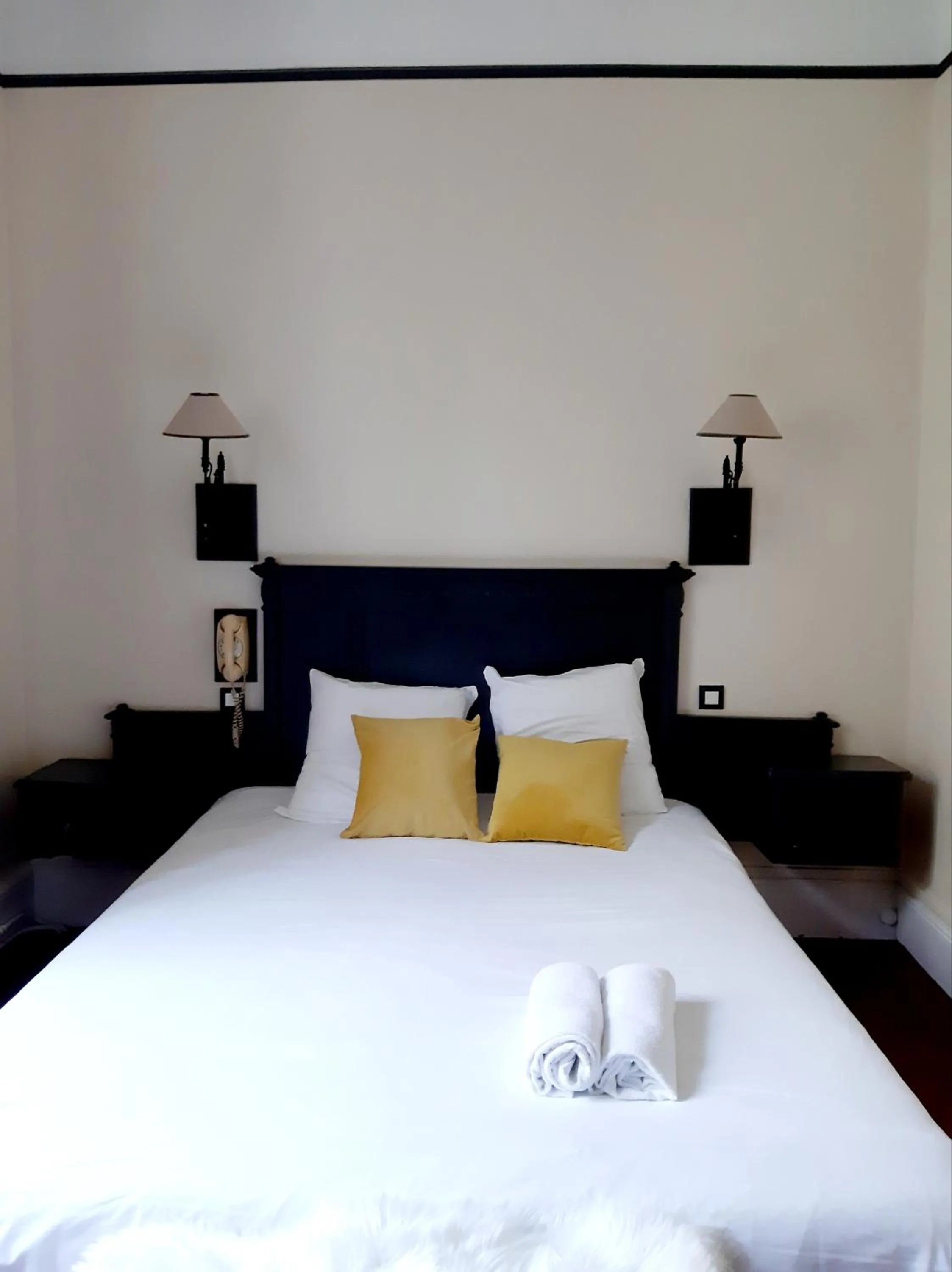 Bedroom, Bed in Saint Charles Hôtel &amp; Coliving Biarritz