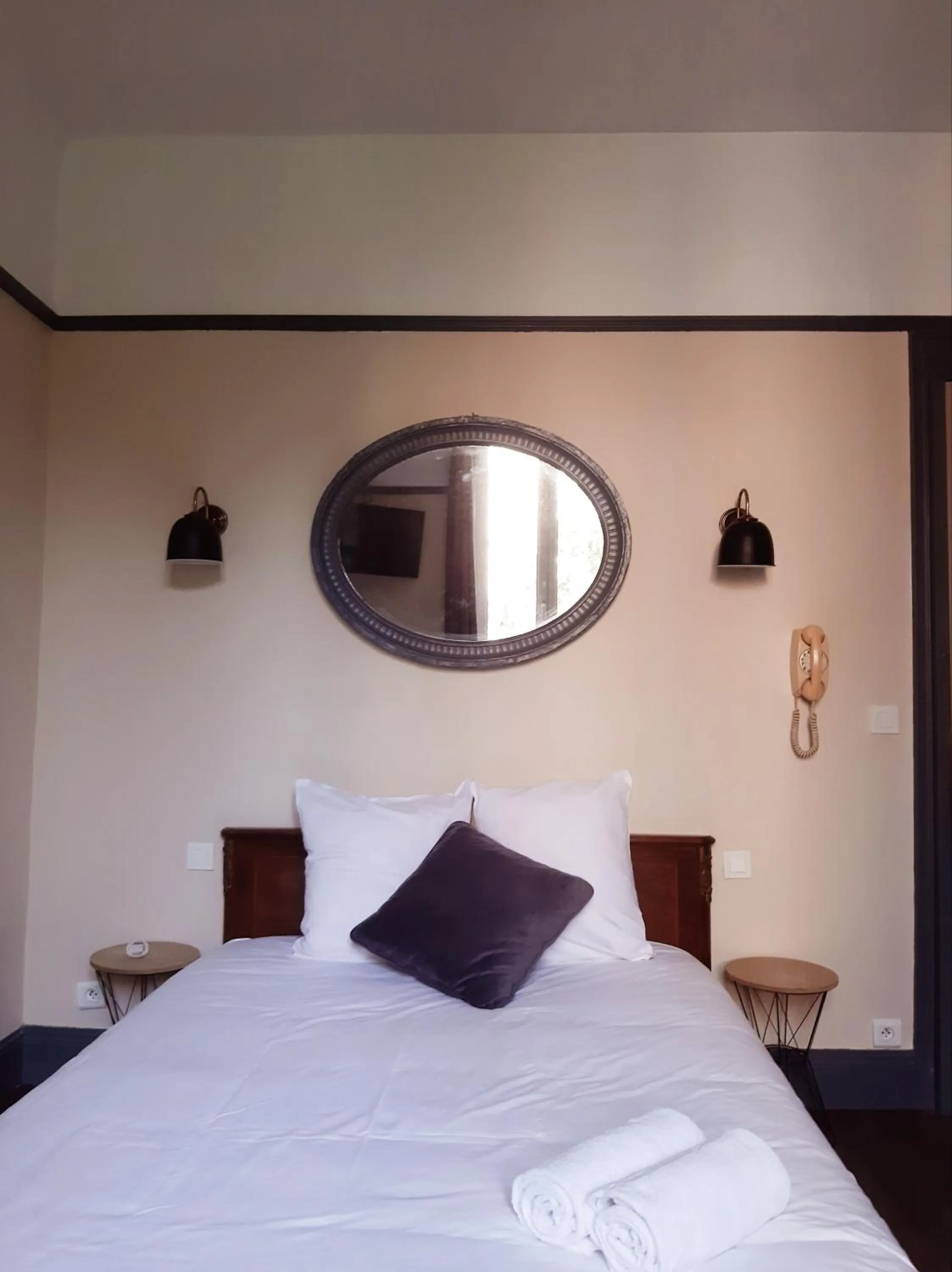 Photo of the whole room, Bed in Saint Charles Hôtel &amp; Coliving Biarritz