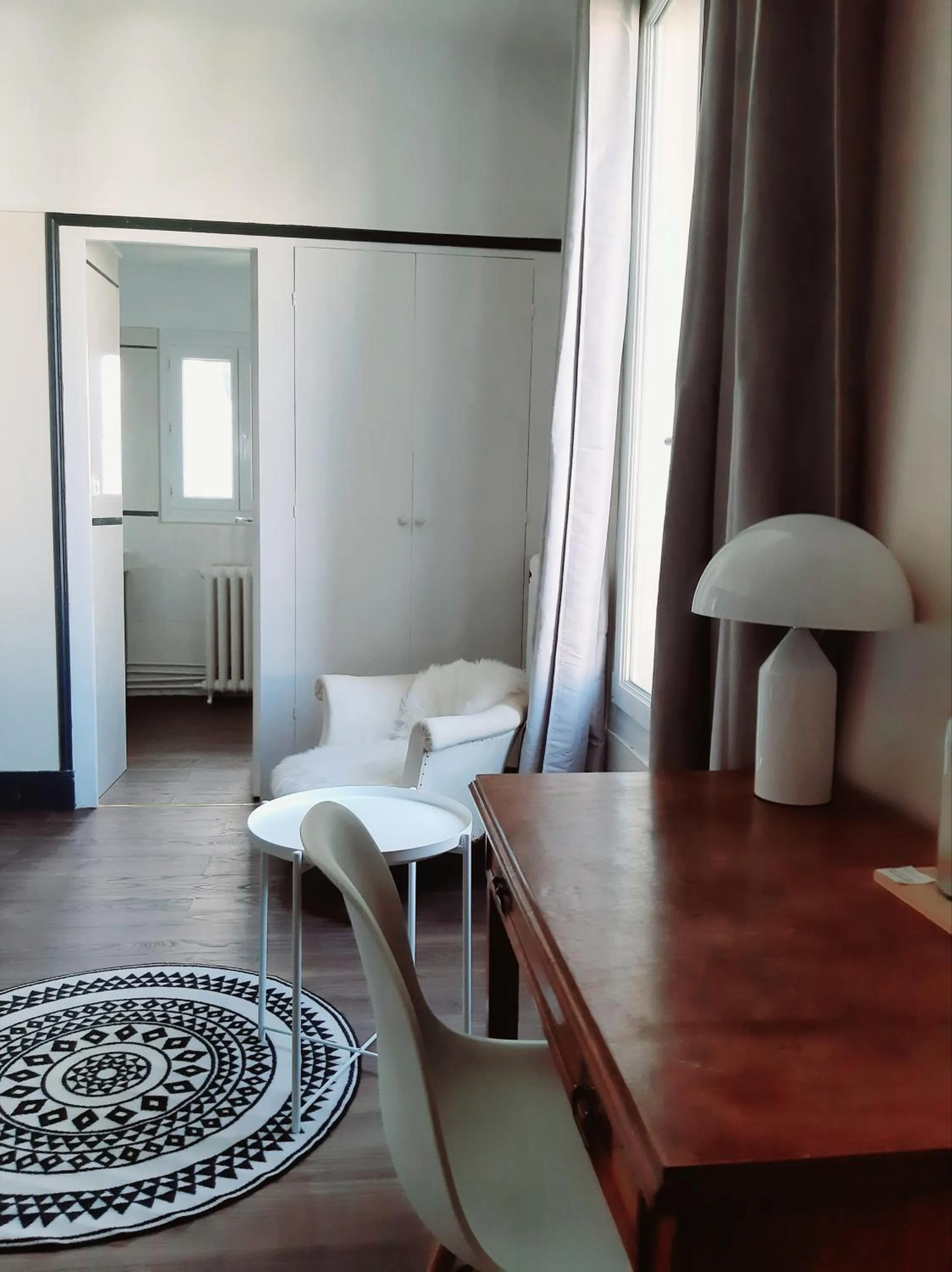 Living room in Saint Charles Hôtel &amp; Coliving Biarritz