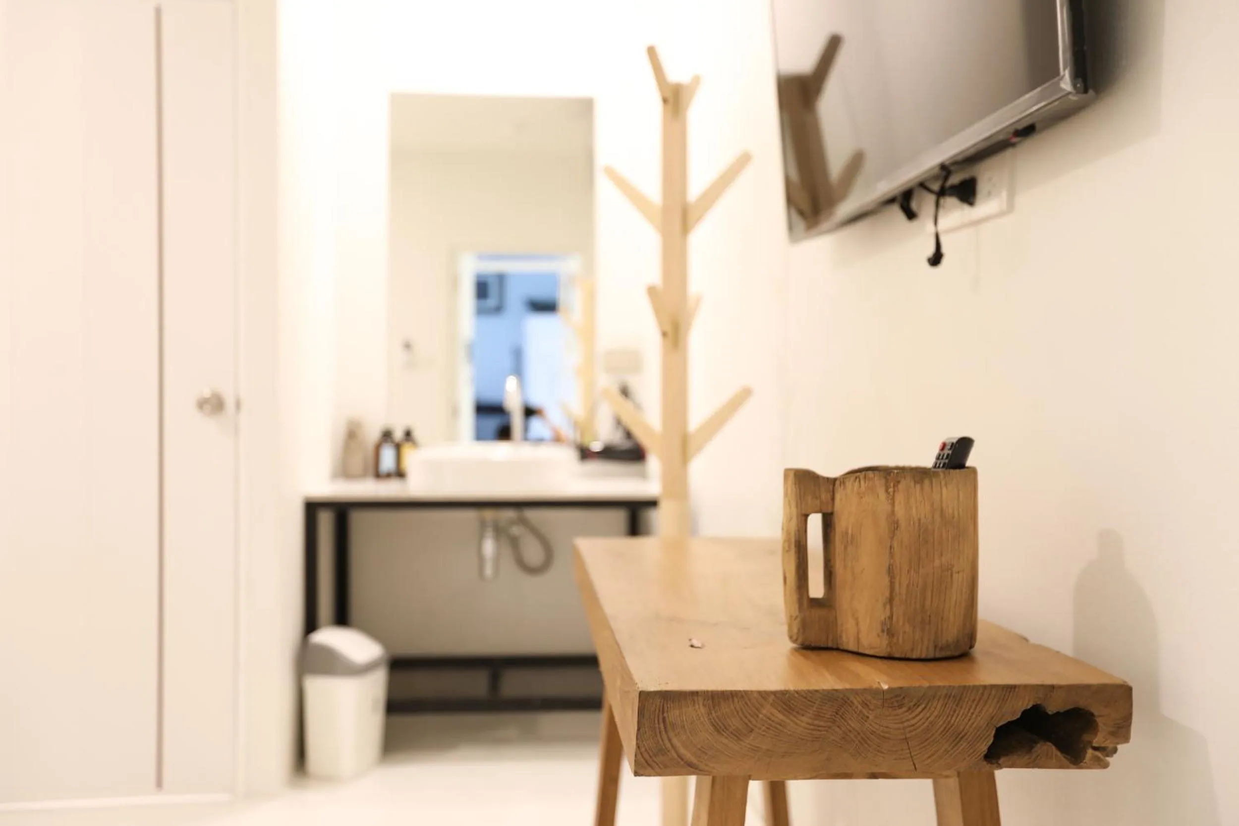 Hostel Lullaby Non-Smoking