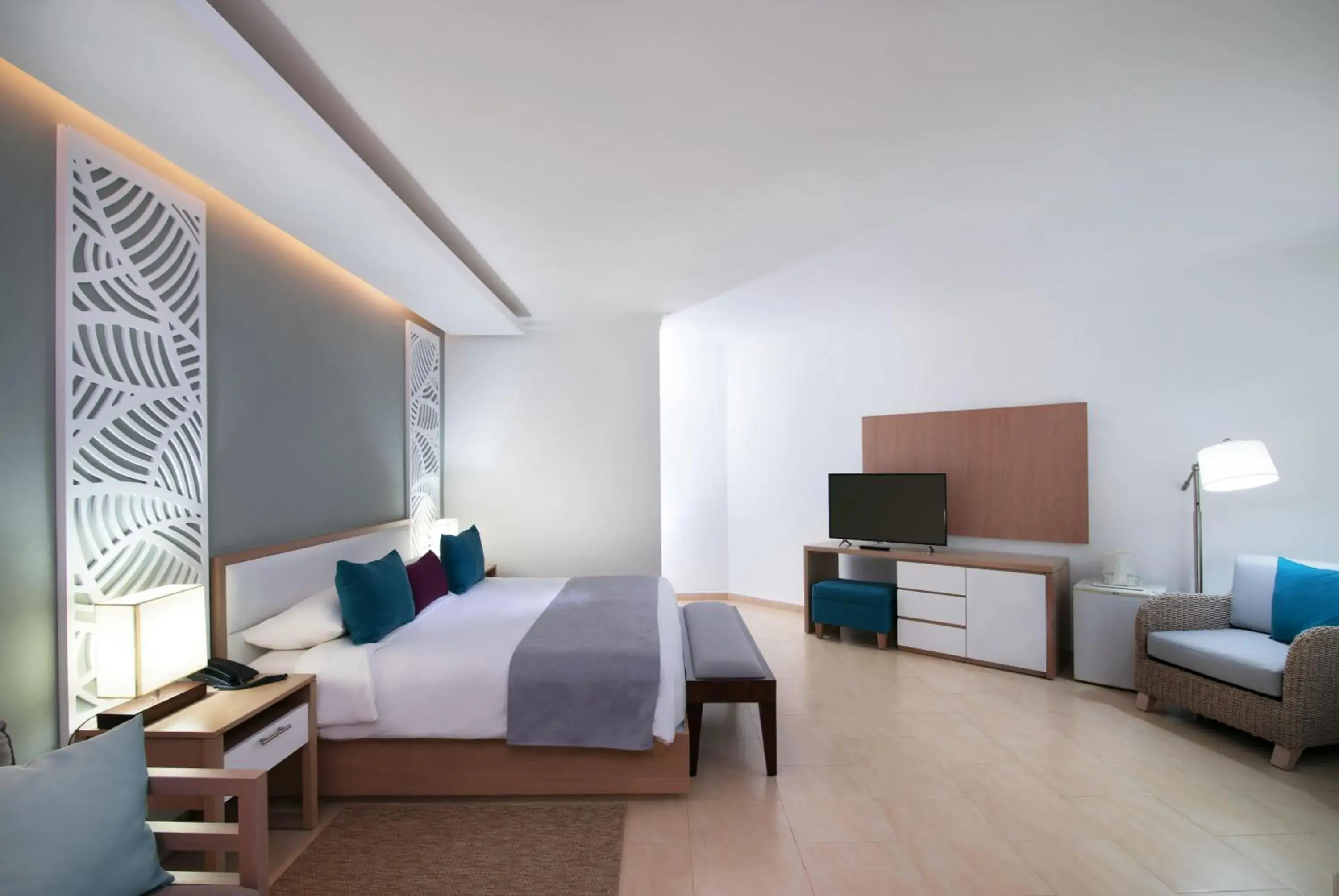 Premium King Junior Suite with Garden View - single occupancy in Wyndham Alltra Samana All Inclusive Resort Premium King Junior Suite with Garden View - single occupancy in Wyndham Alltra Samana All Inclusive Resort