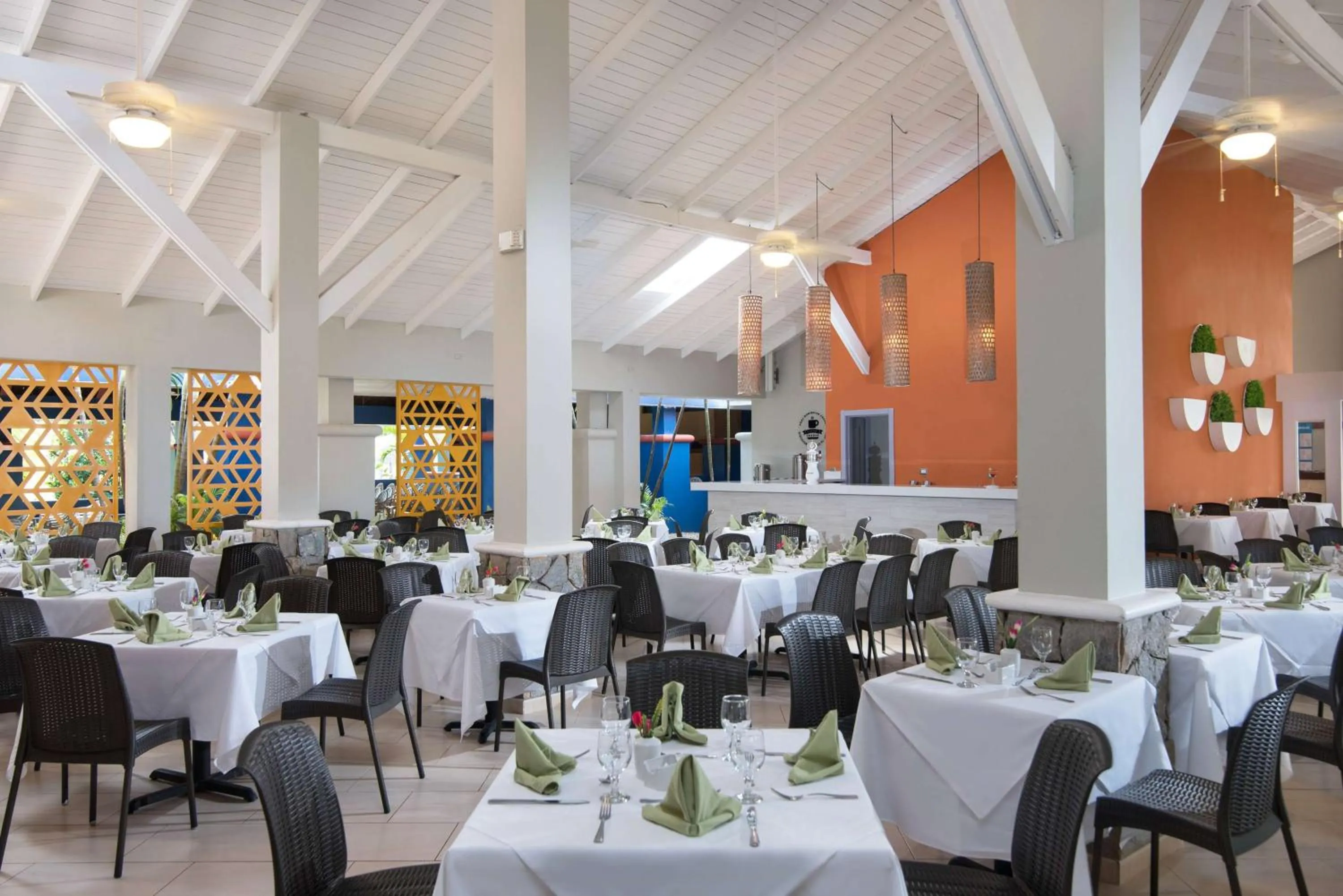 Restaurant/places to eat in Wyndham Alltra Samana All Inclusive Resort