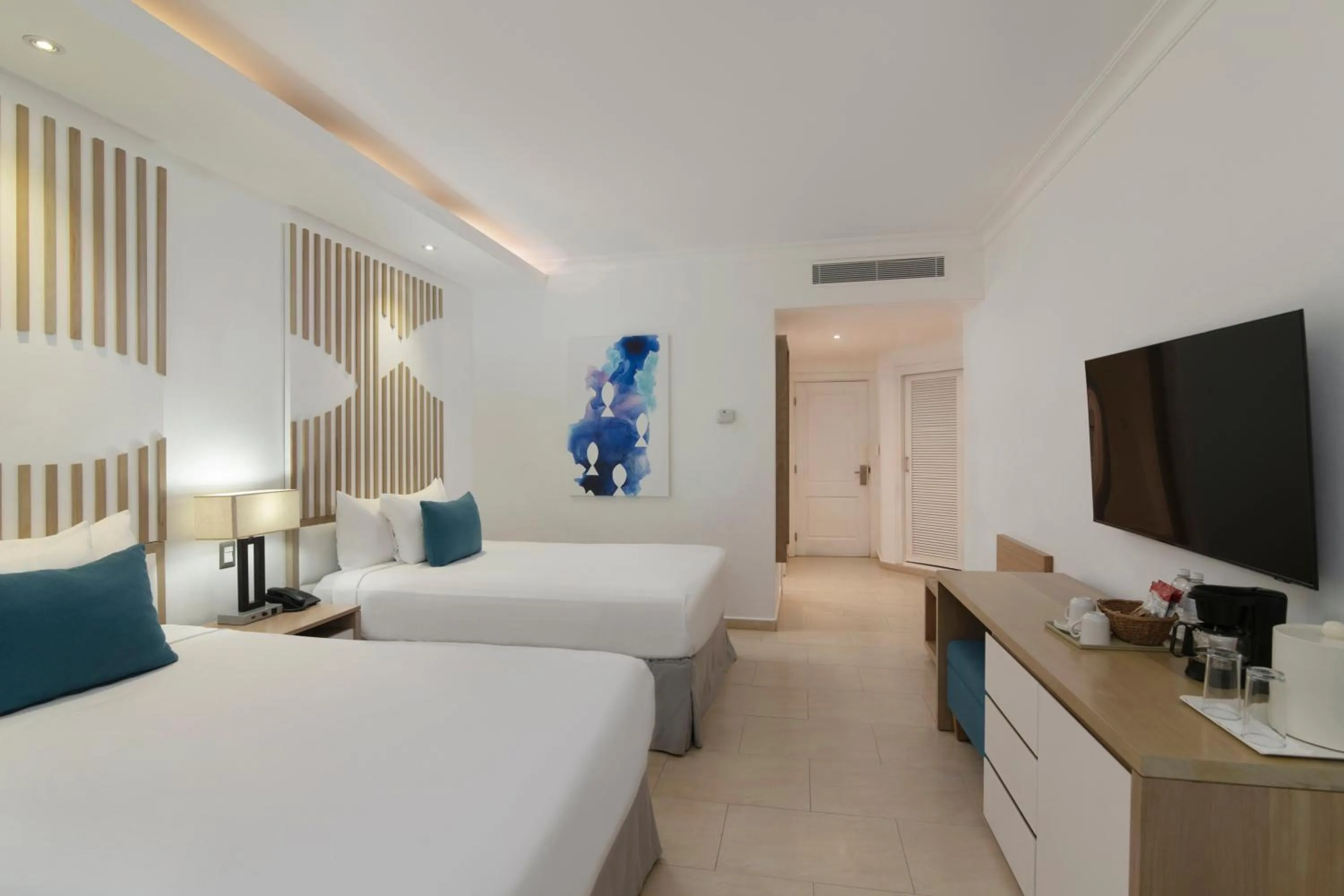 Bed in Wyndham Alltra Samana All Inclusive Resort