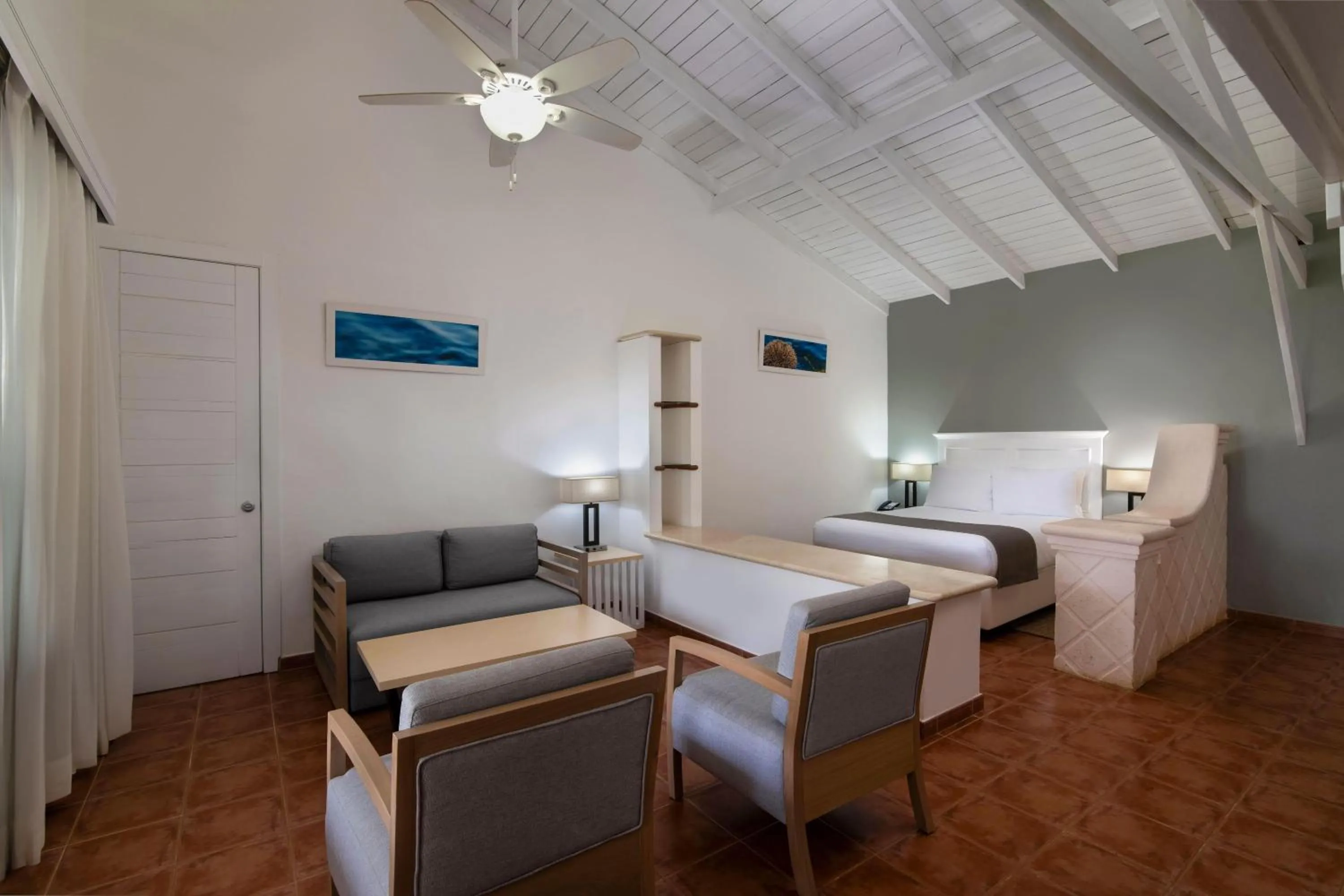 Photo of the whole room, Bed in Wyndham Alltra Samana All Inclusive Resort